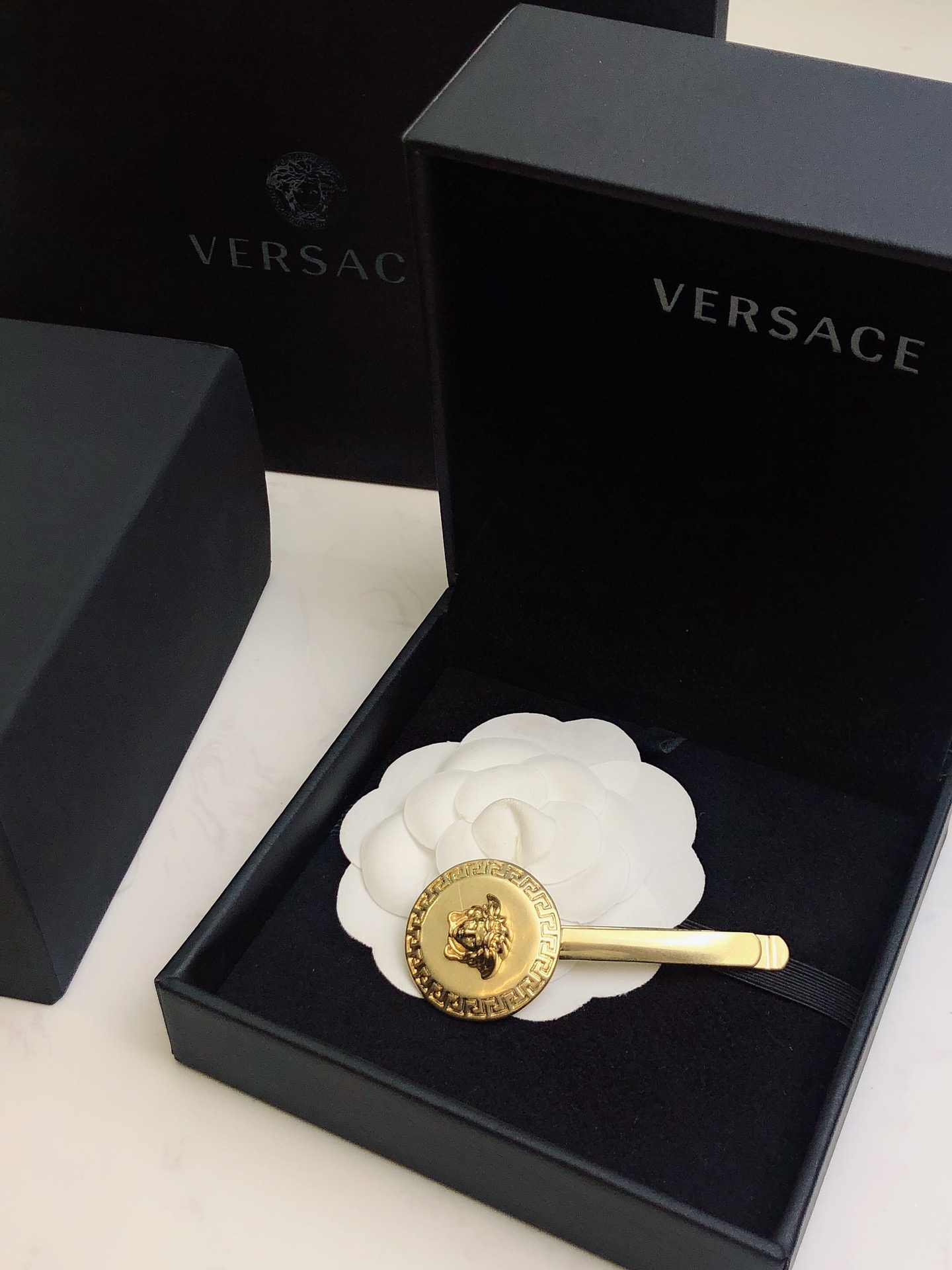 p220 van sage’s new hairdresser, woo bo’s same, buster’s haircracker, perfect for the summer - 图片 4