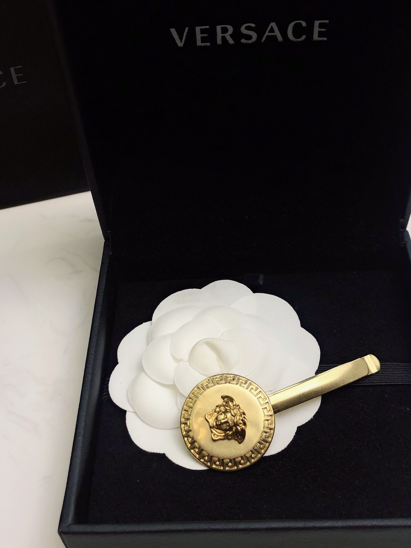 p220 van sage’s new hairdresser, woo bo’s same, buster’s haircracker, perfect for the summer - 图片 3