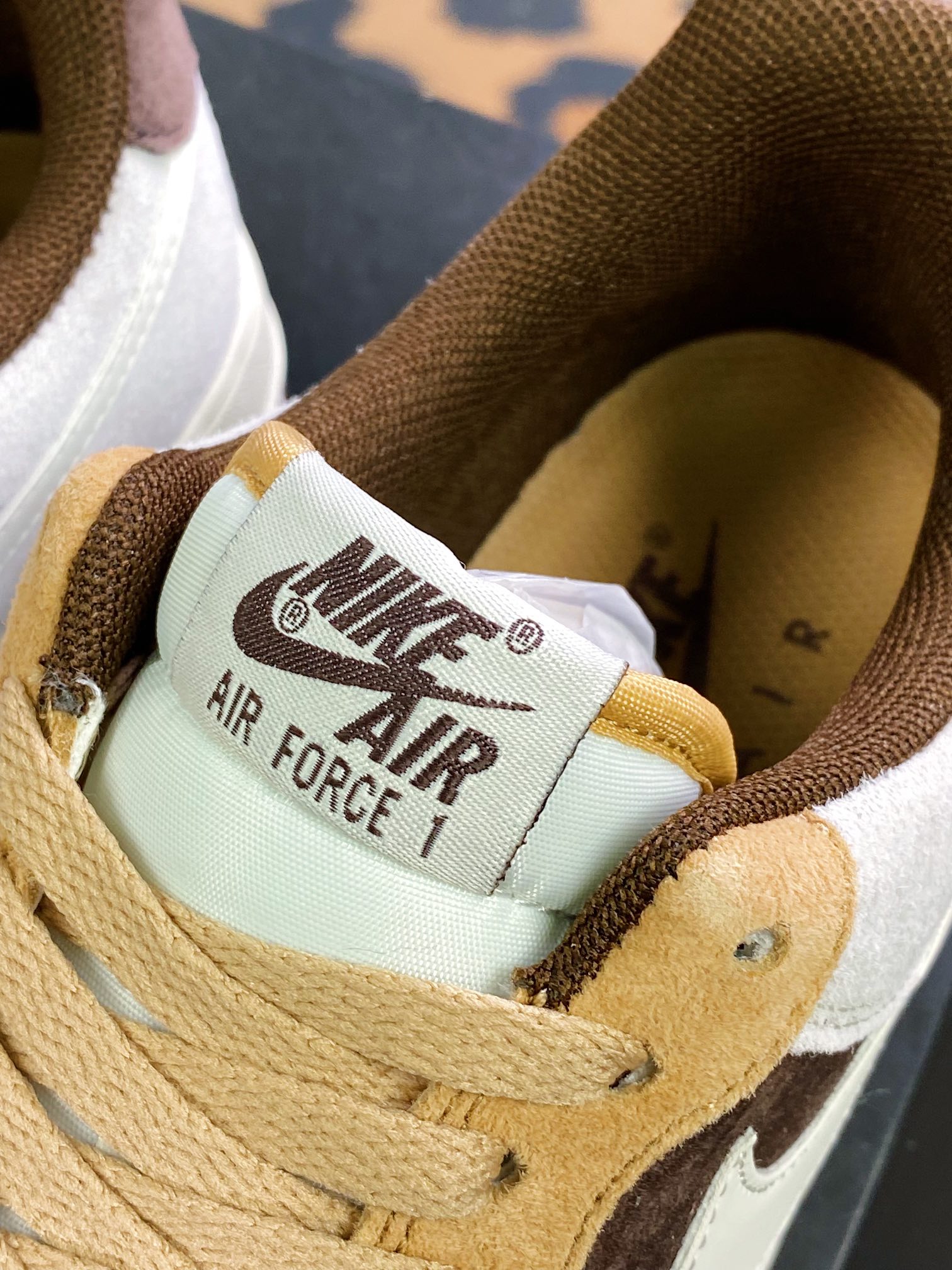 240 Air Force 1′07 Low”Milk Tea/Coffee Brown/Grey”空军一号“麂皮拼接奶茶黄咖啡棕灰”BL3099-233