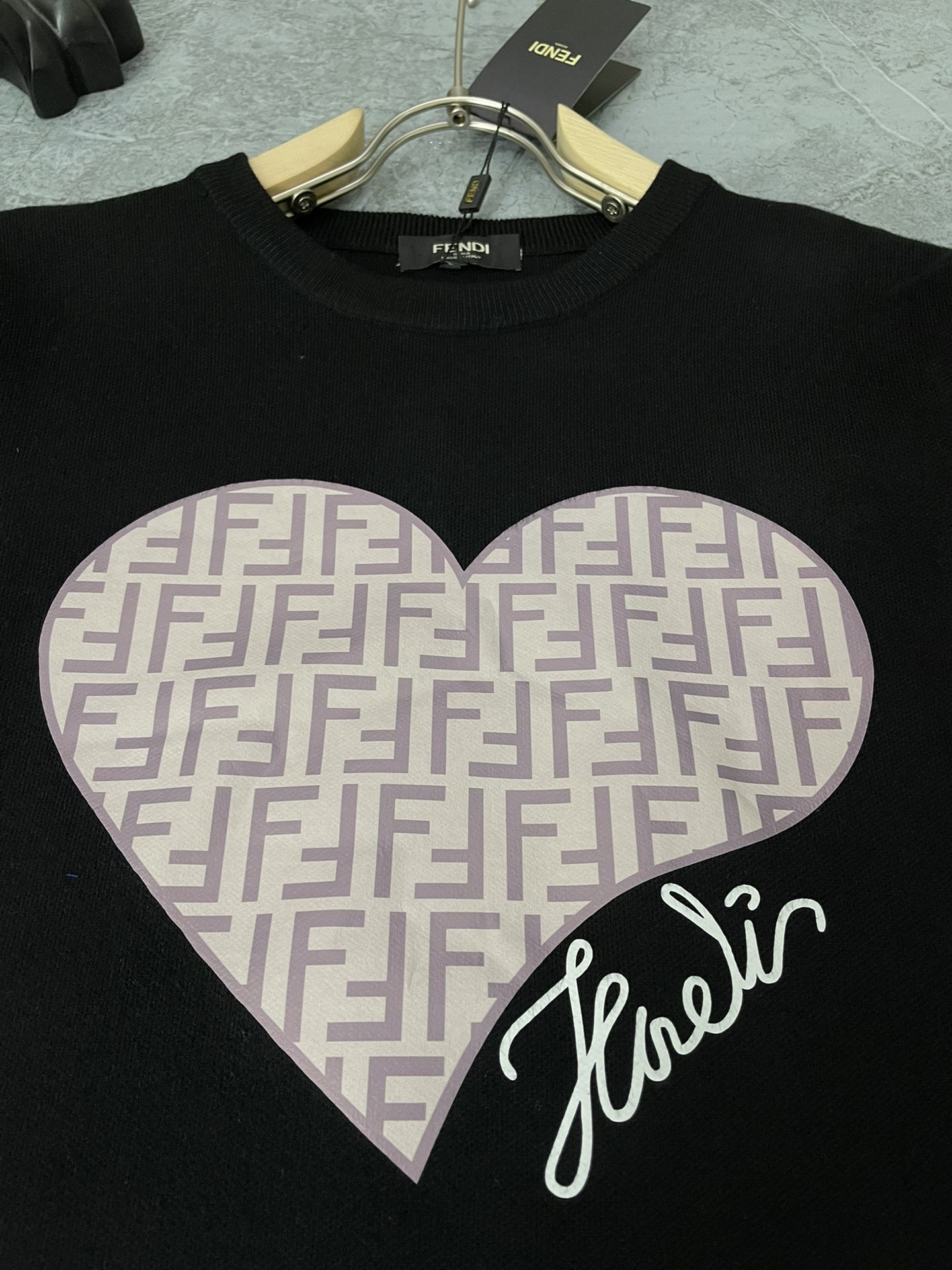 FENDY FEND Fall/Winter Sweater: Soft, Skin-Friendly, Warm, Stylish. Sizes M-3XL. - 图片 4