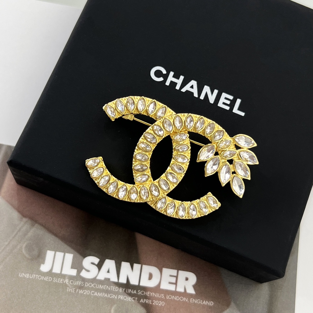 新款☑️CHANEL香奈儿金色双c麦穗胸针