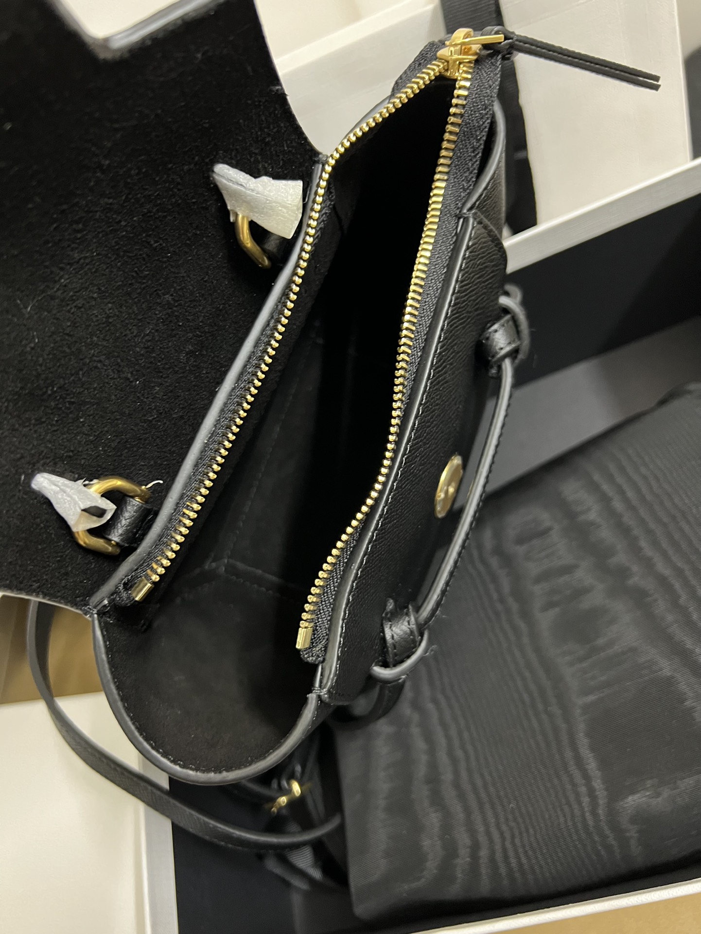 Unknown 鲶鱼包迷你16cm BELT PICO 粒面牛皮革手袋2020夏日包包 容量很