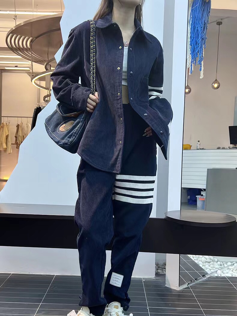 藏青色上身图