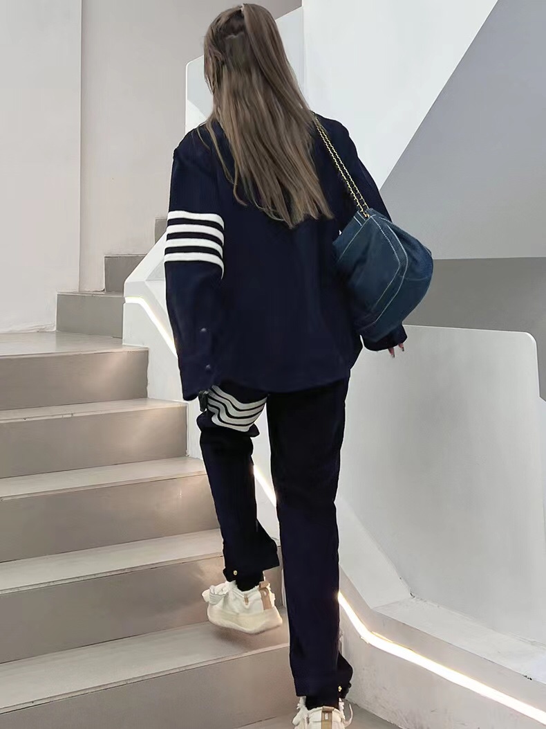 藏青色上身图