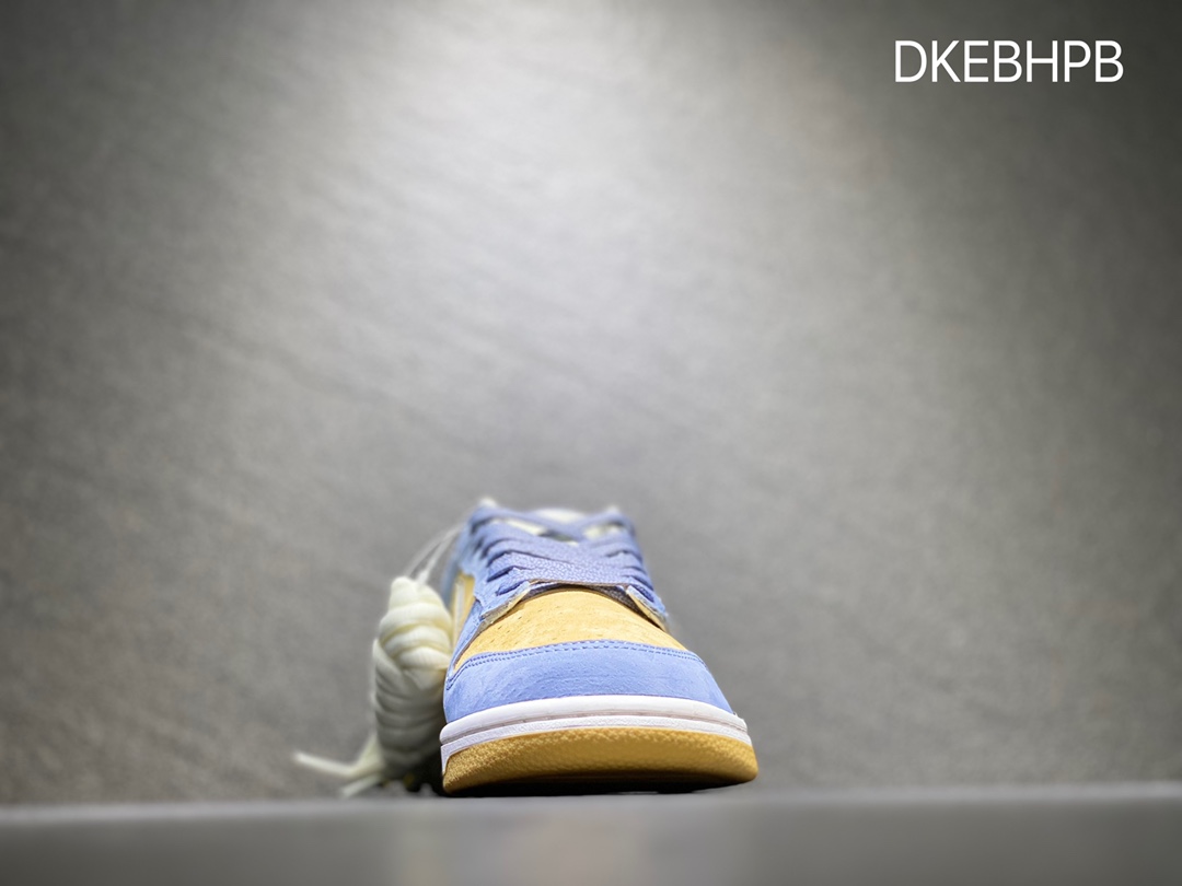 320 Otomo Katsuhiro x Nike SB Dunk Low 扣篮系列低帮休闲运动滑板板鞋ST1391-204