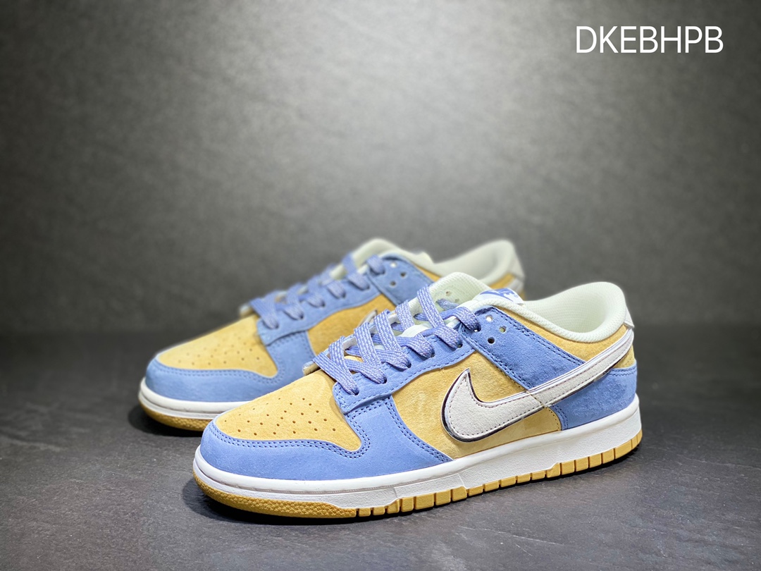 320 Otomo Katsuhiro x Nike SB Dunk Low 扣篮系列低帮休闲运动滑板板鞋ST1391-204
