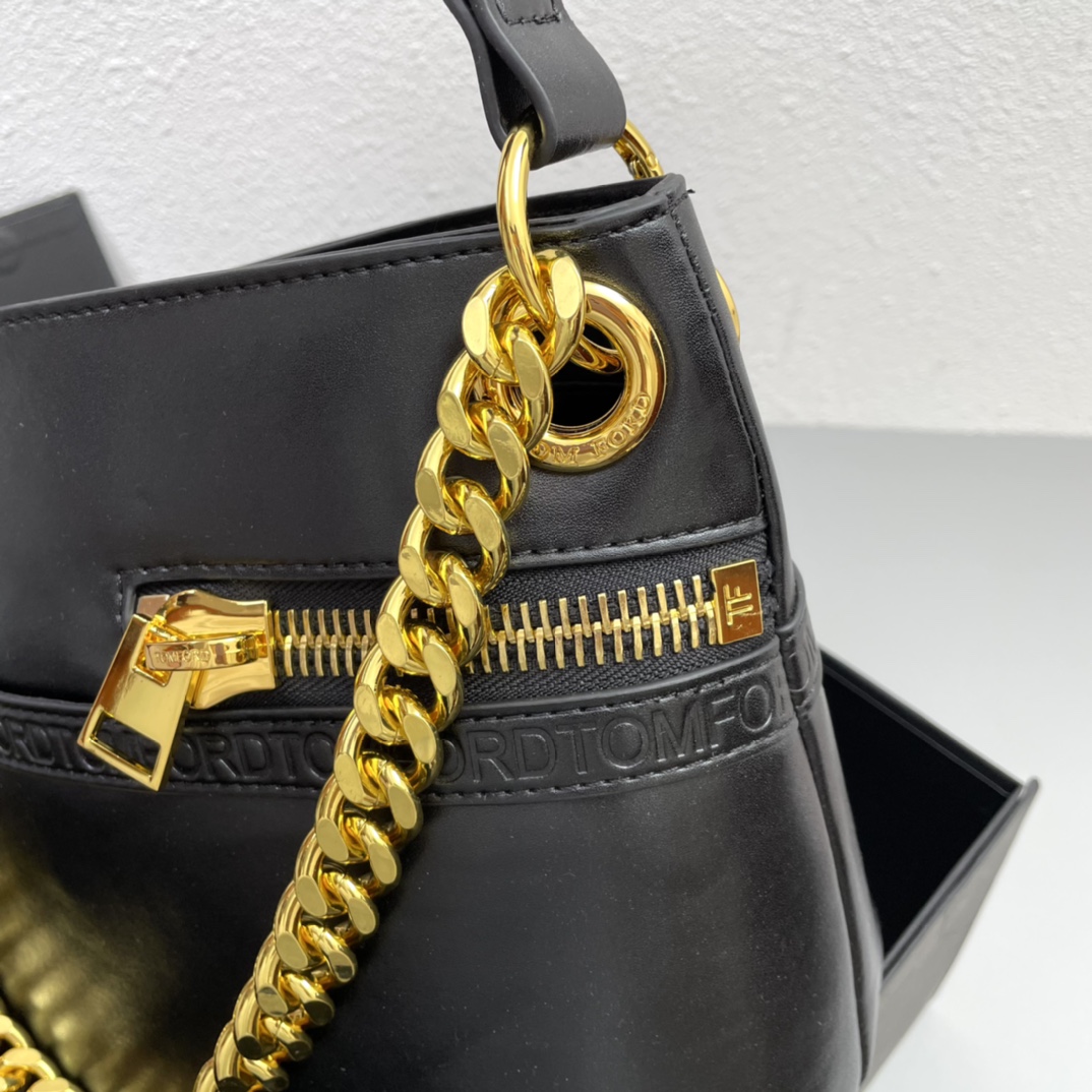Tom Ford Embossed Logo Shoulder Bag with Golden Hardware 6 i1666187225 478 4