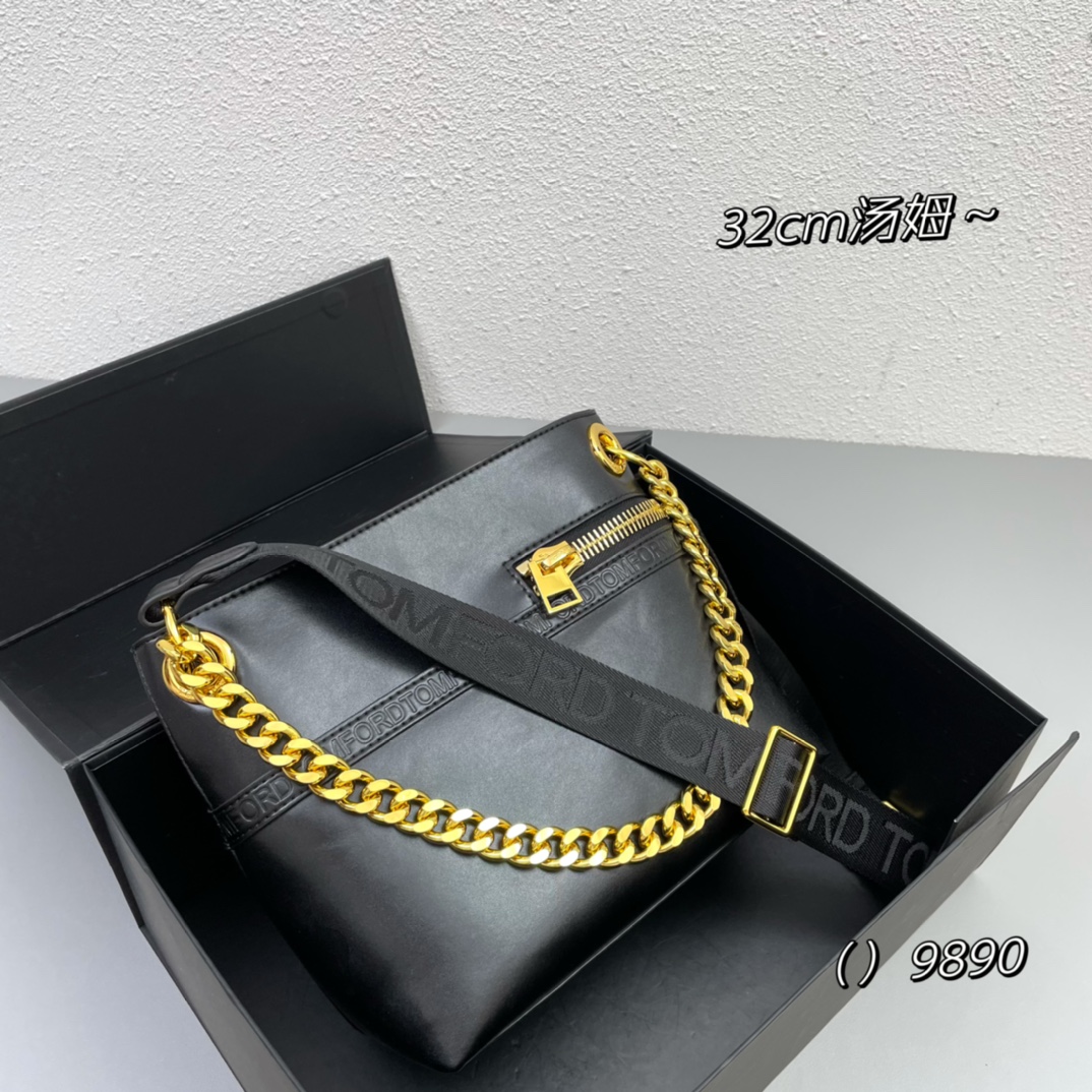 Tom Ford Embossed Logo Shoulder Bag with Golden Hardware 2 i1666187225 6942 0