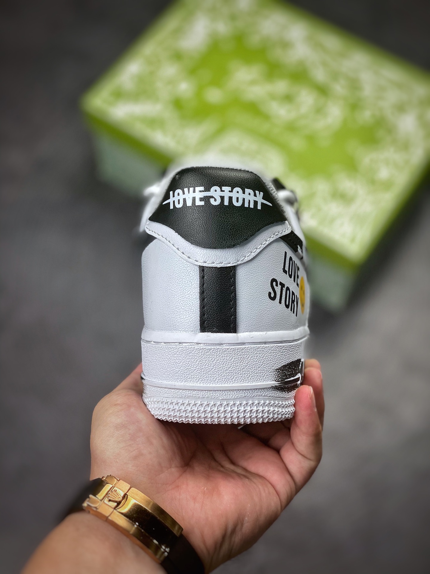 Nike Air Force 1 Low 07 绑带笑脸涂鸦 CW2288-111