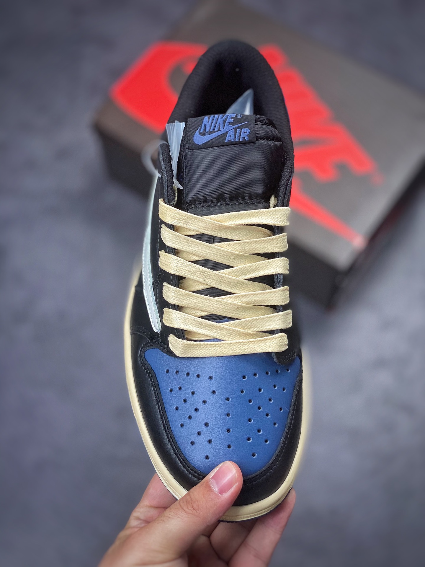 Travis Scott x Air Jordan 1 Low 黑蓝倒钩低帮 DM7866-041