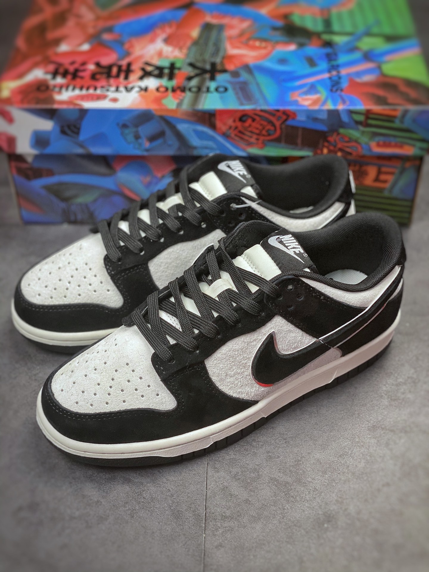Otomo Katsuhiro x Nike SB Dunk Low ”Steamboy OST” 大友克洋 ST1391-100