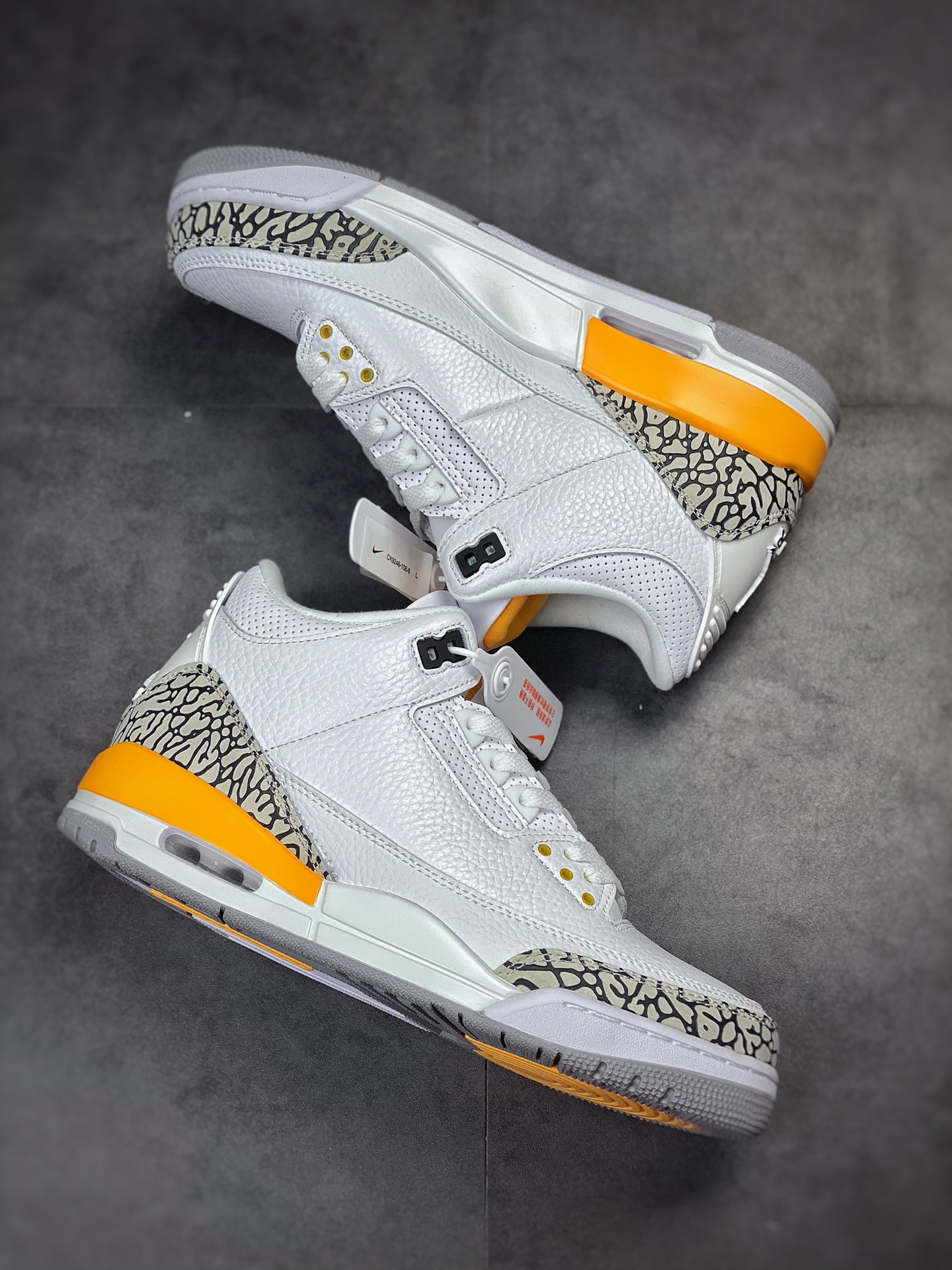 Air Jordan 3 Retro ”Laser Orange” Lakers CK9246-108