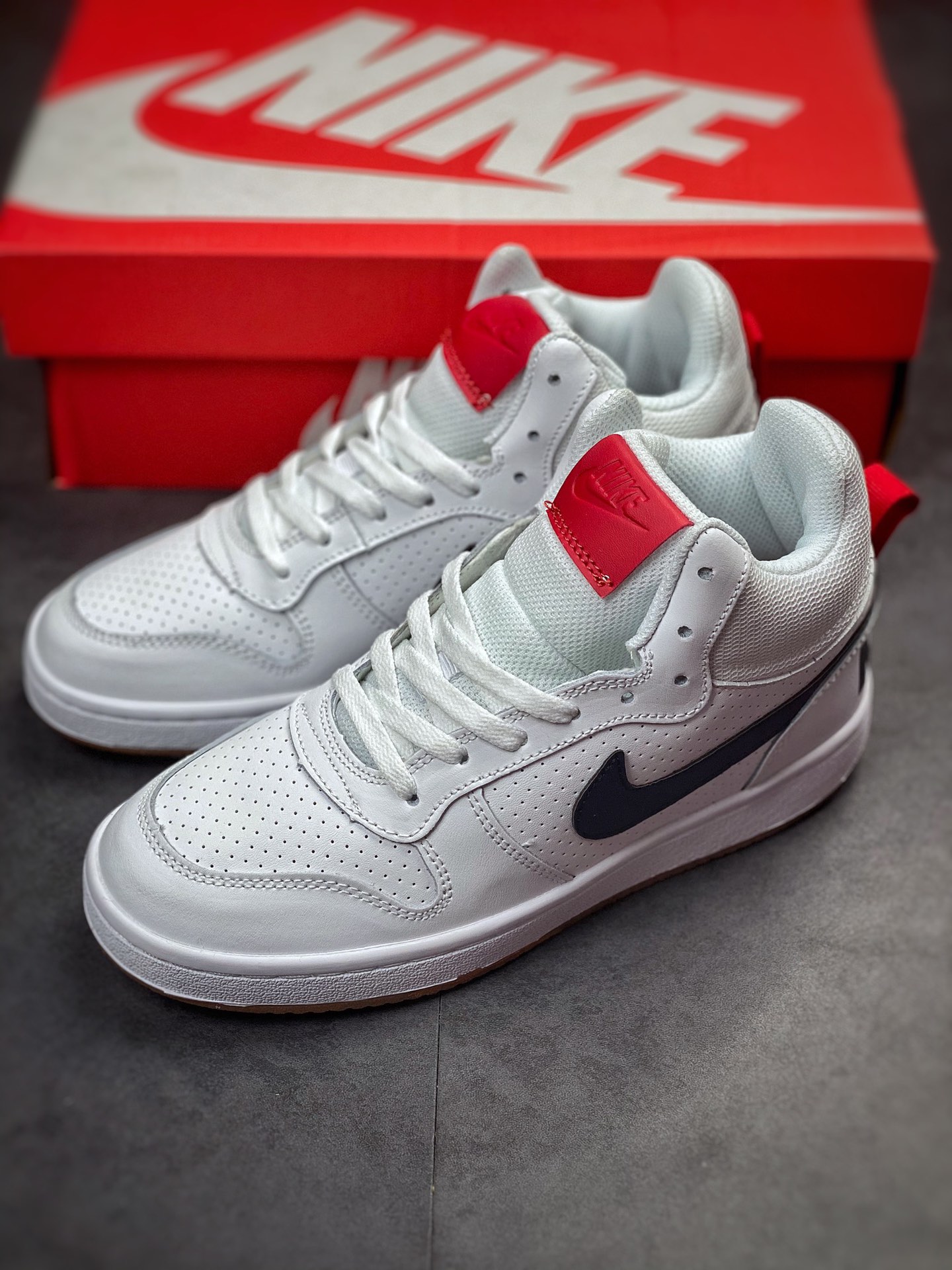 NIKE Court Borough Mid 复古白蓝 独家全头层版本 839977-107