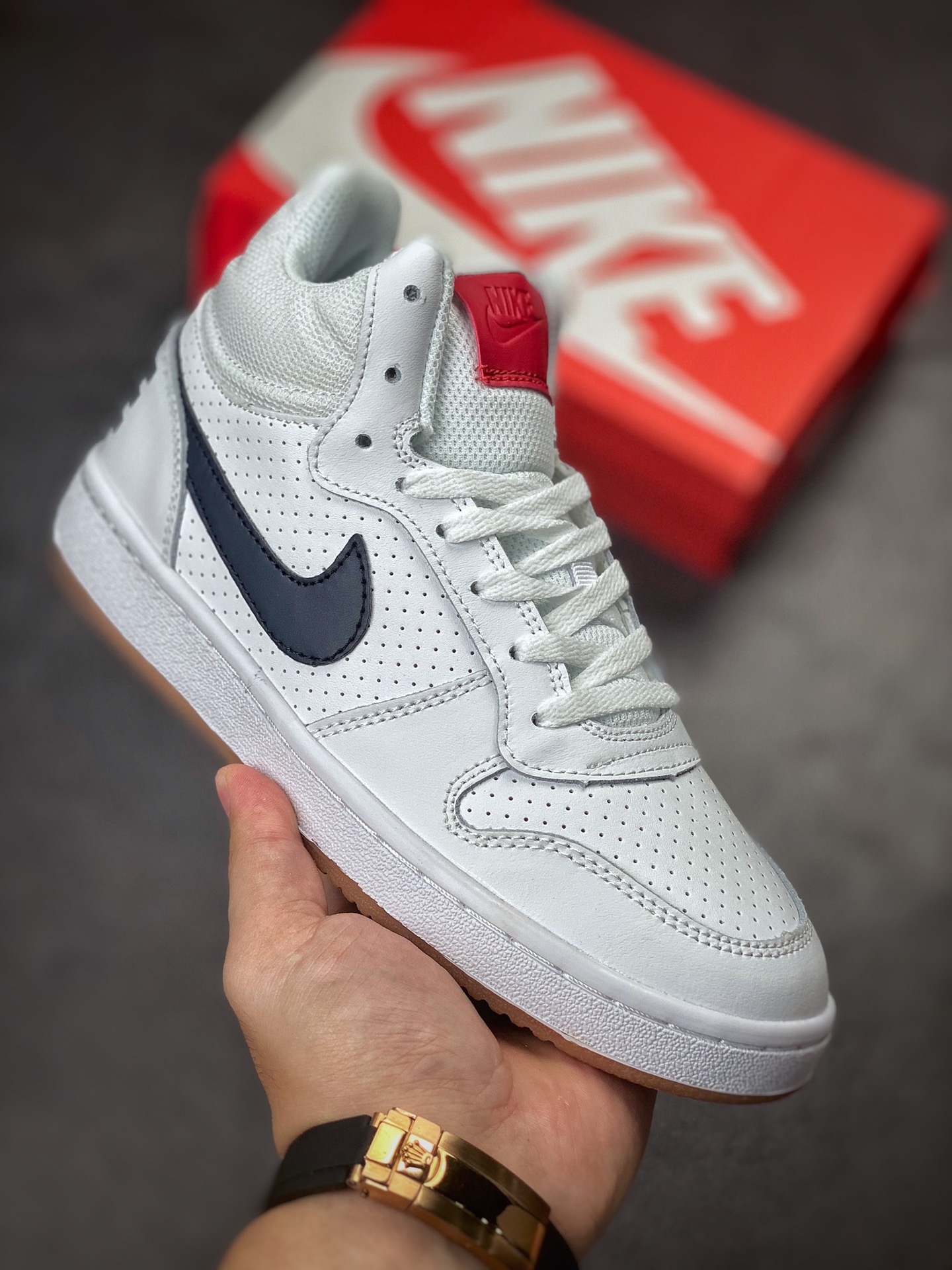 NIKE Court Borough Mid 复古白蓝 独家全头层版本 839977-107