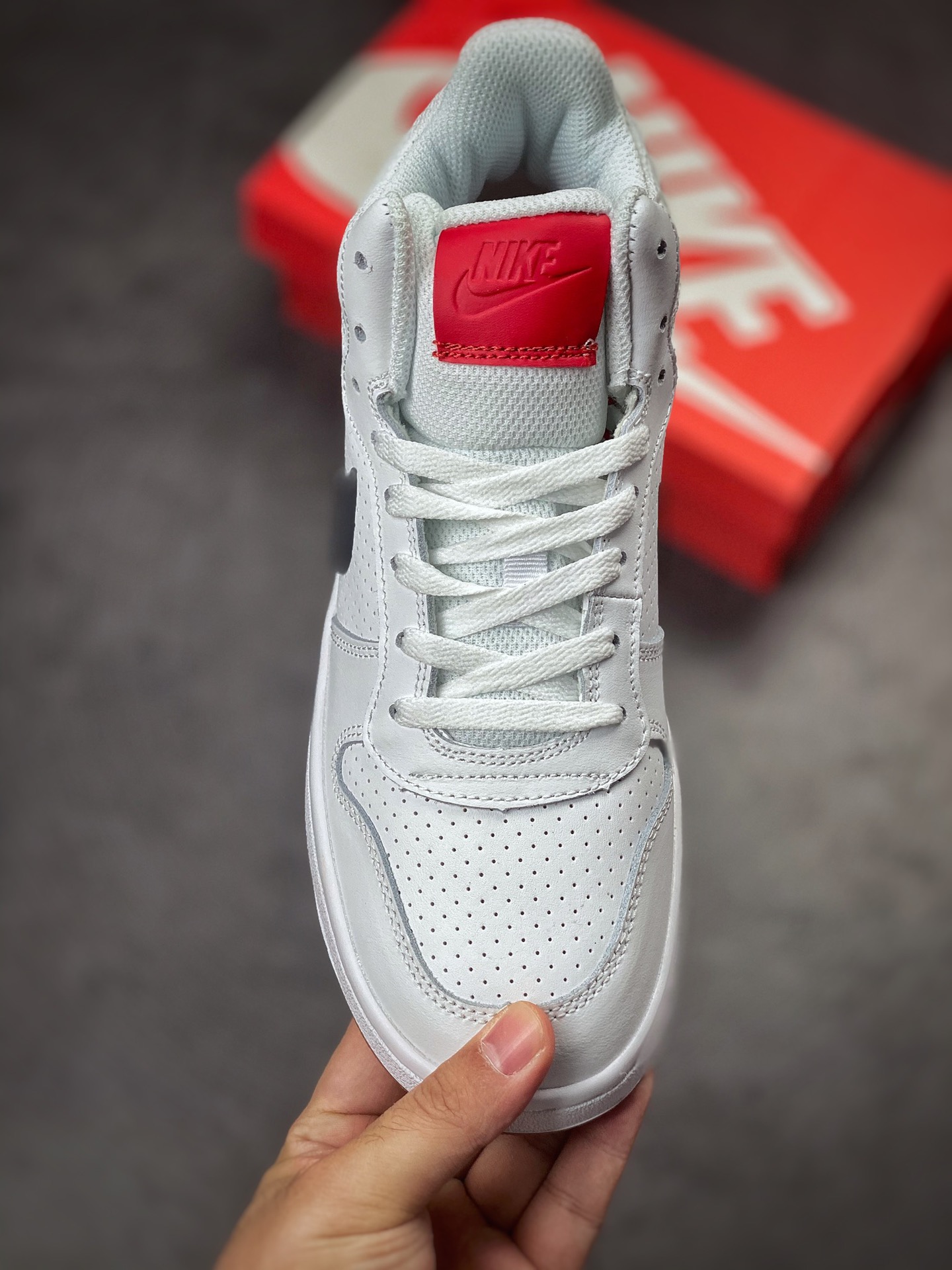 NIKE Court Borough Mid 复古白蓝 独家全头层版本 839977-107