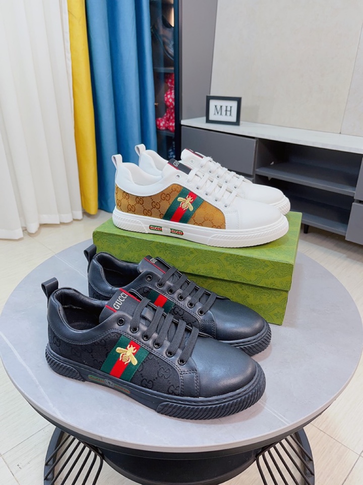 I0 GUCCI鞋面防水Gucci  古奇 GG印花材质进口头层真皮内里，舒适透气，鞋底 原版舒适耐磨大底，实物拍摄码数: 38-44 大量现货