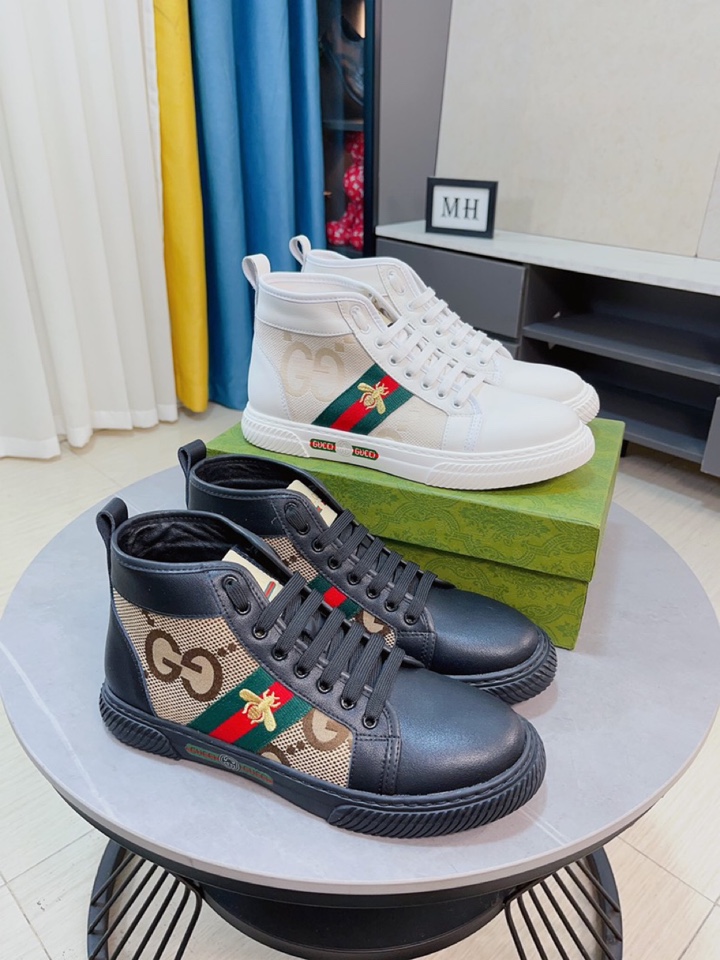 I5 Gucci  古奇 上市，上图必卖 顶级奢侈品牌，最新時尚休闲男鞋，潮流百搭之款，轻松运动风，鞋面意大利进口鳄鱼纹牛皮真皮内里 加超精细做工。原版个性时尚半气垫增高大底大底，上脚轻巧舒适，码数38-44
