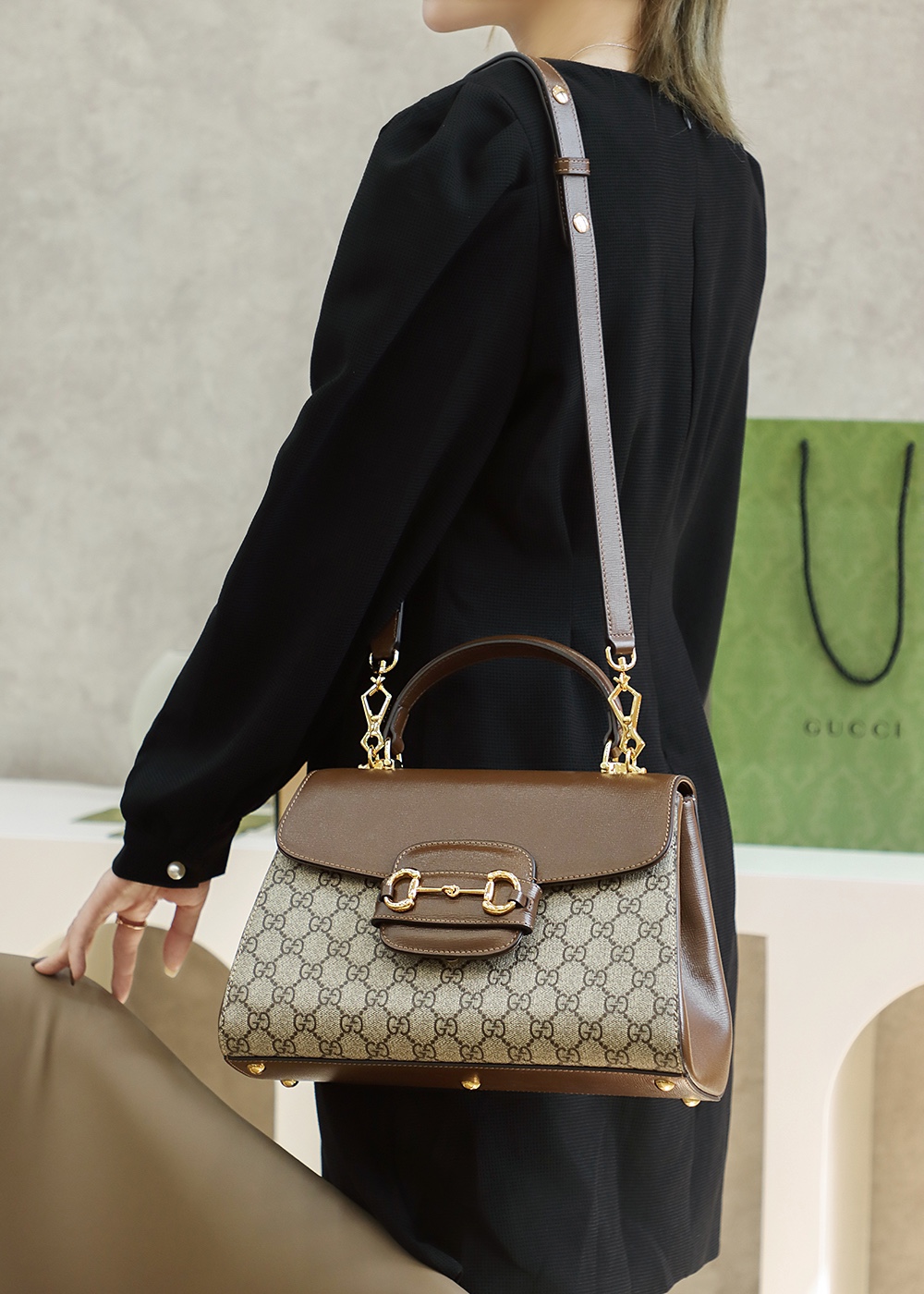 Gucci Horsebit 1955系列中号手提包 702049 9AAAJ 8563
