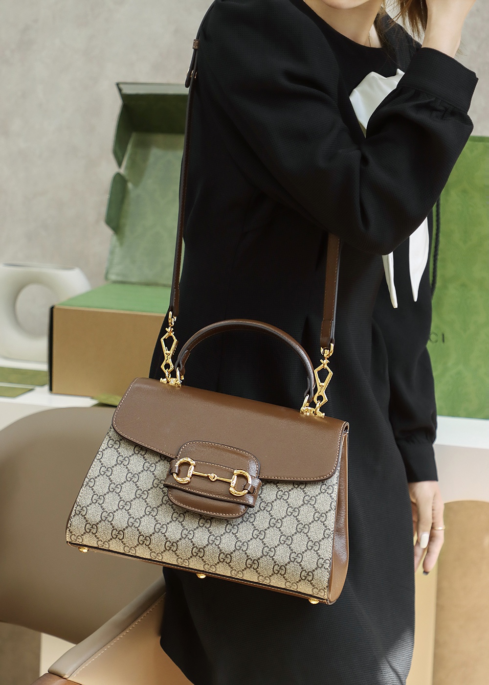 Gucci Horsebit 1955系列中号手提包 702049 9AAAJ 8563