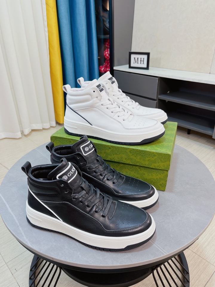 I5 Gucci  古奇 高帮男鞋高端品牌，最新時尚休闲男鞋，潮流百搭之款，轻松运动风，鞋面意大利进口头层牛皮布料拼接搭配 真皮内里 加超精细做工。原版个性时尚橡胶耐磨大底，上脚轻巧舒适，码数38-44