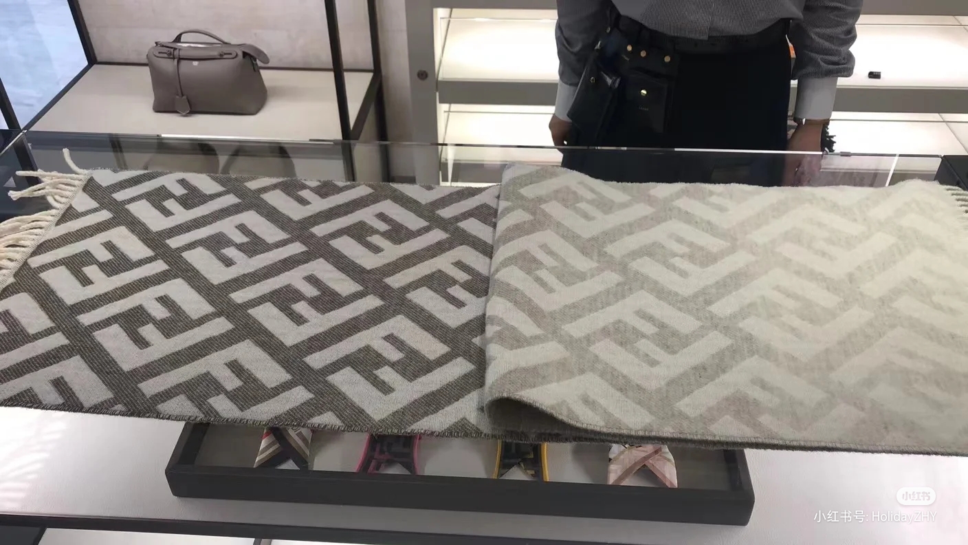 [Fendi Scarves]