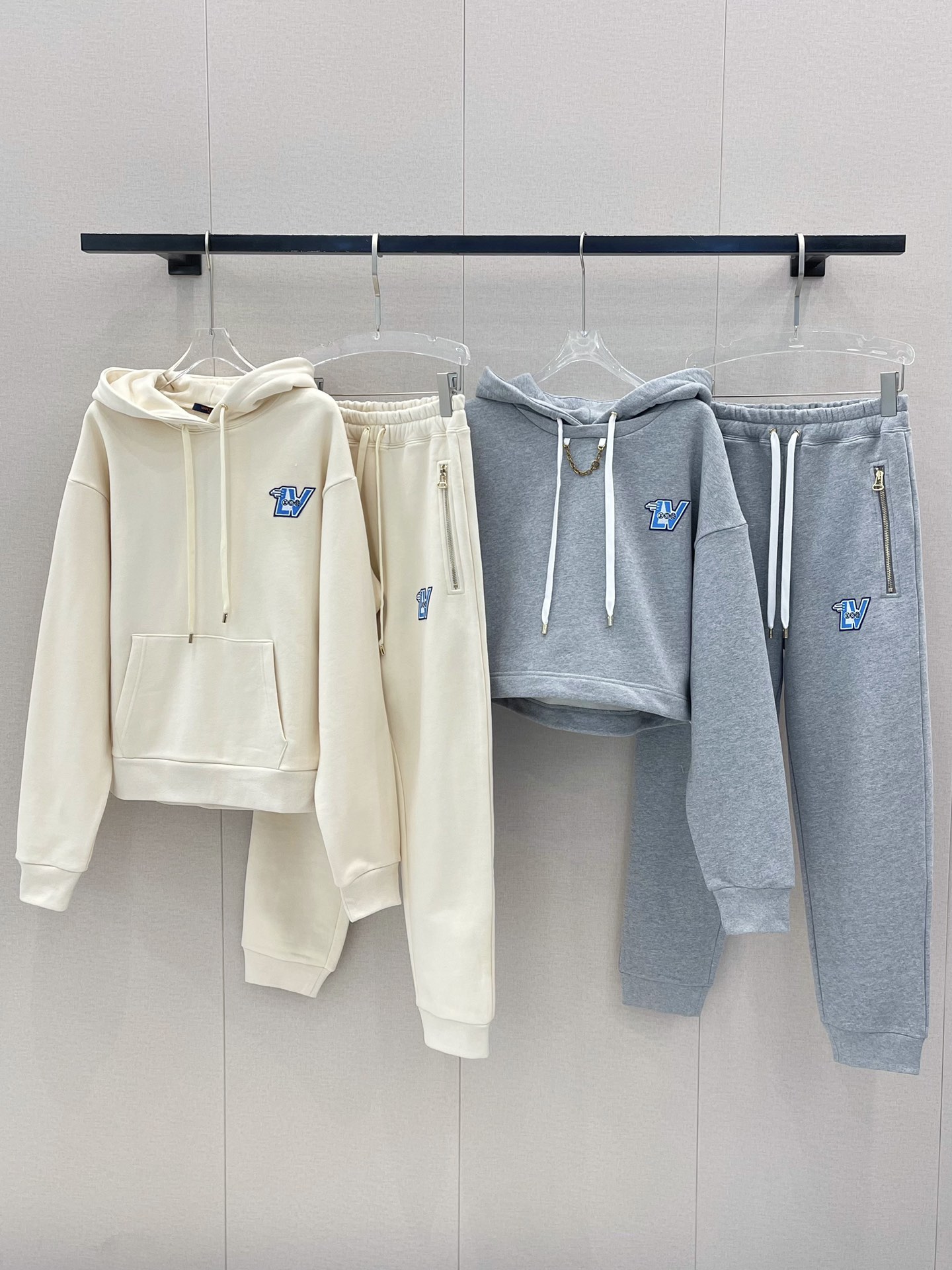 Louis Vuitton Clothing Pants & Trousers Two Piece Outfits & Matching Sets Supplier in China
 Apricot Color Grey Yellow Embroidery Cotton Knitting Fall/Winter Collection Hooded Top