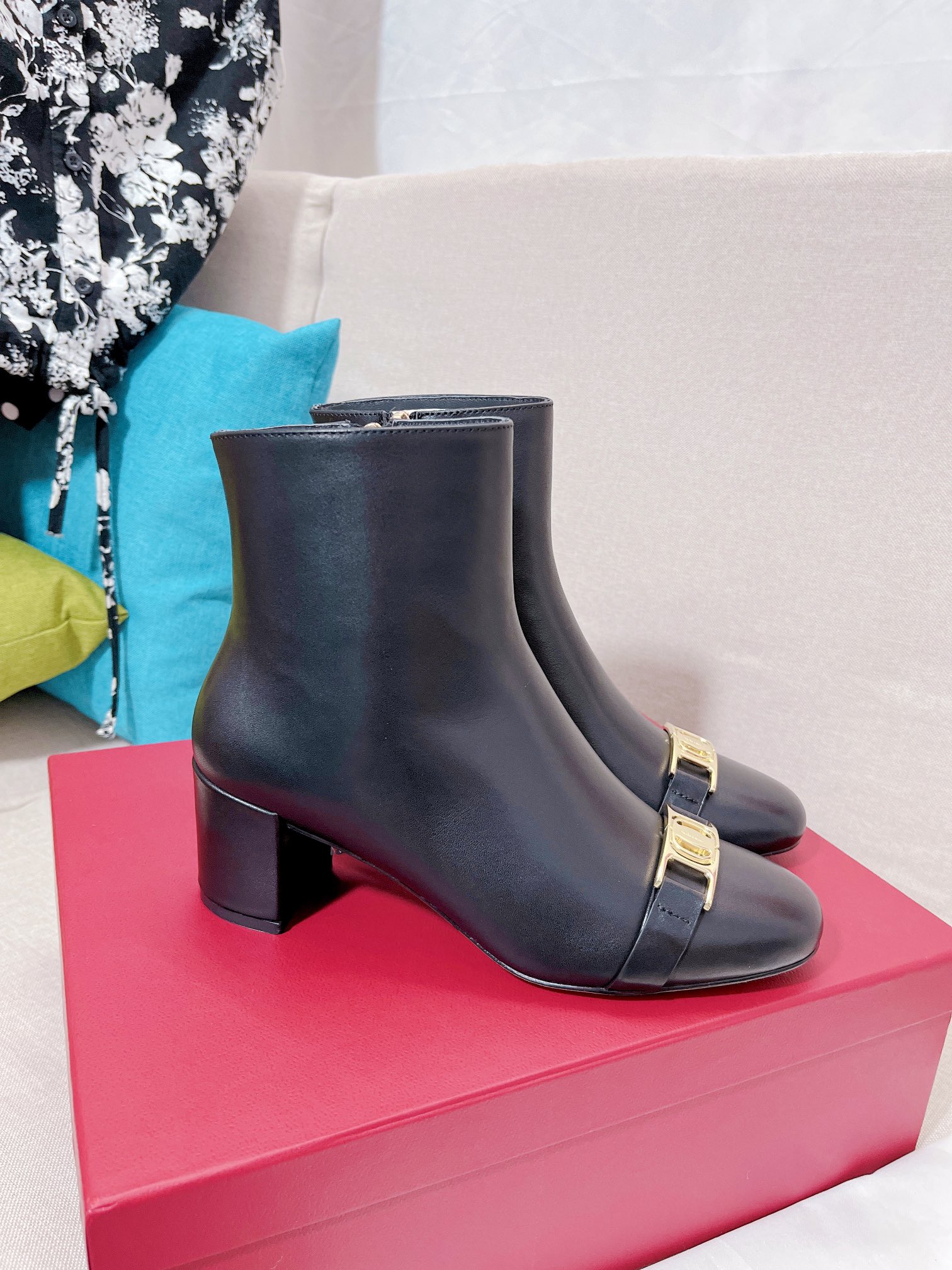 New Fall/Winter Boots: Phila Mulan’s Roundhead and Vara’s Gold Brand - 图片 2