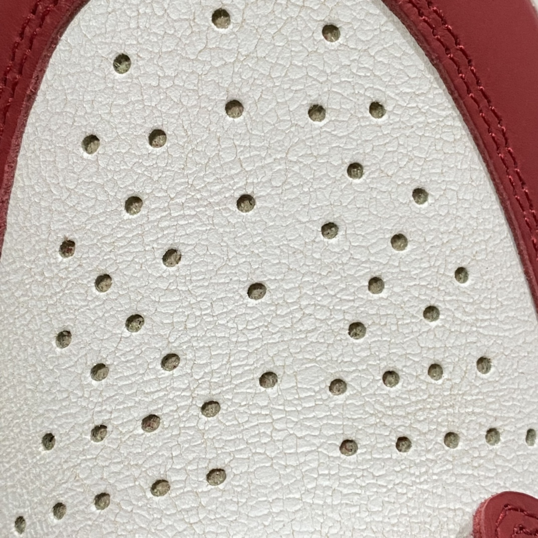 图片[5]-Air Jordan 1 OG Lost&Found AJ1复刻做旧芝加哥。DZ5485-612 莞顶纯原纯原版终于出货💪🏻 终于等到你[得意]，就是为了等原厂皮料拖了这么久出货！全新纸板刀磨（对比其他的Aj1配色，此配色很多地方有改动），原厂皮料打造，正确原厂配件（卡片和包装纸以及鞋盒），区别市面各种先行错版本！个人认为在ljr未出货之前，此版本无可匹敌💪🏻 尺码：40.5-47.5-选品中心