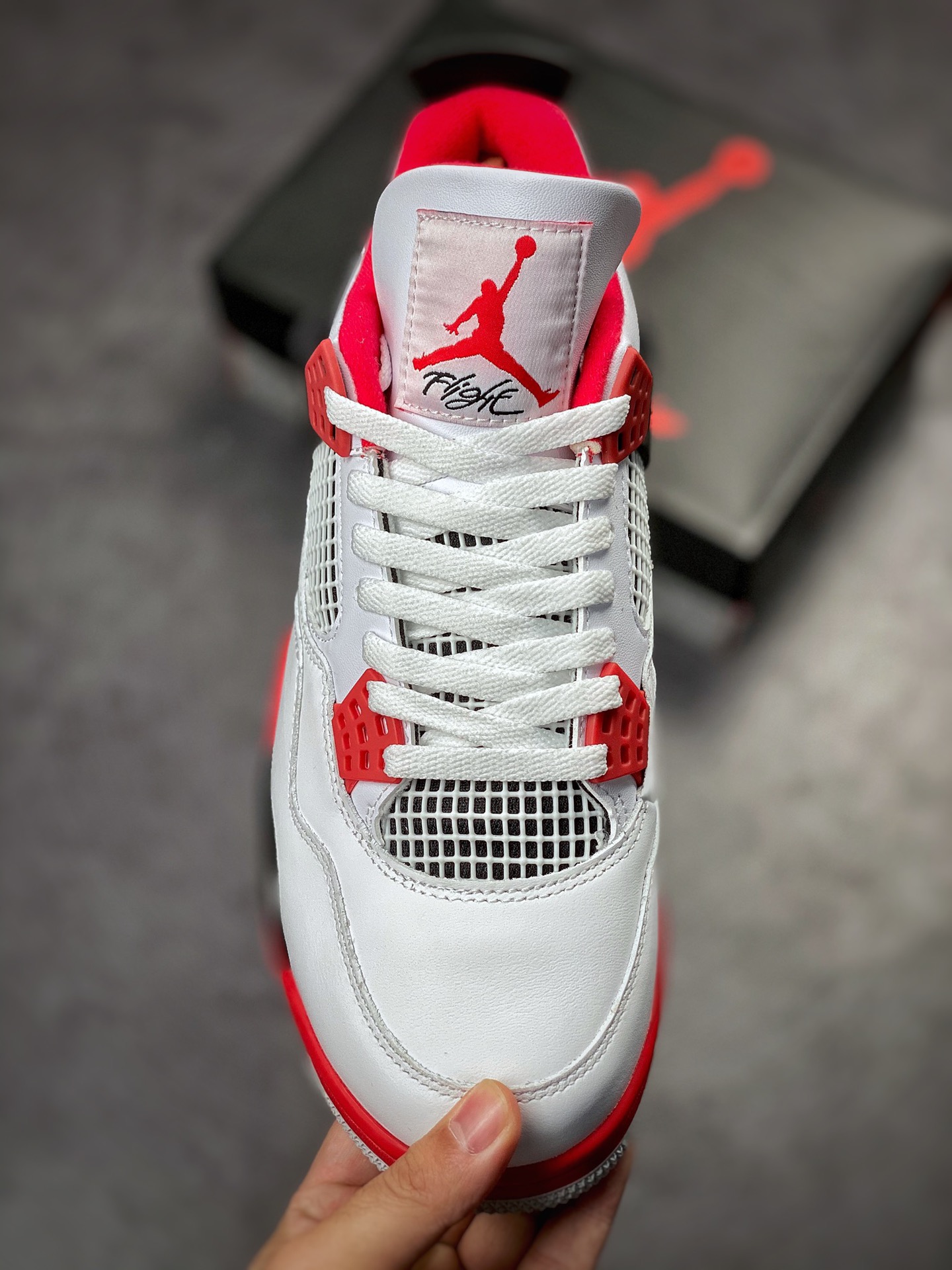 Air Jordan 4 Retro “Fire Red” 火焰红 DC7770-160