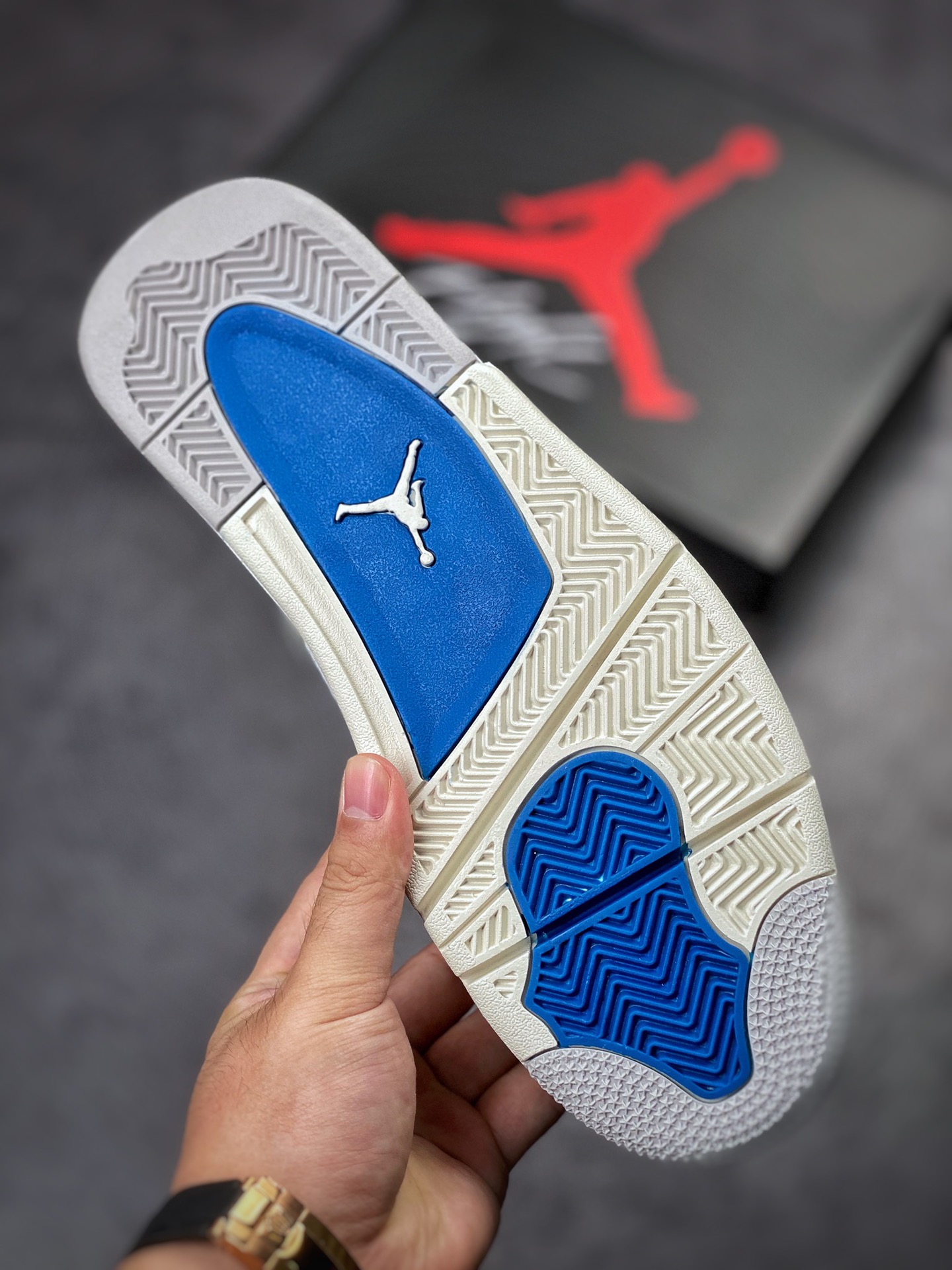 Air Jordan 4 Retro “Military Blue” 白蓝  308497-105