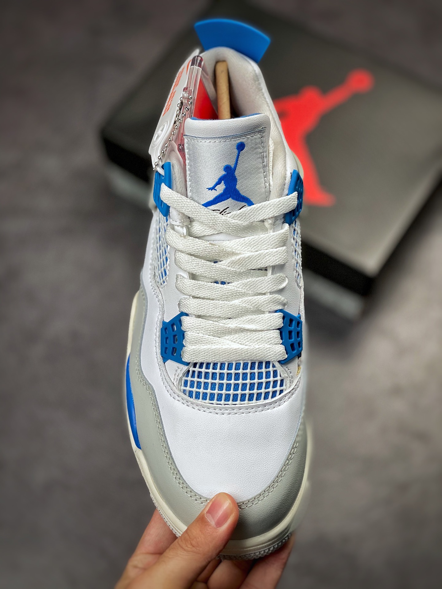Air Jordan 4 Retro “Military Blue” 白蓝  308497-105
