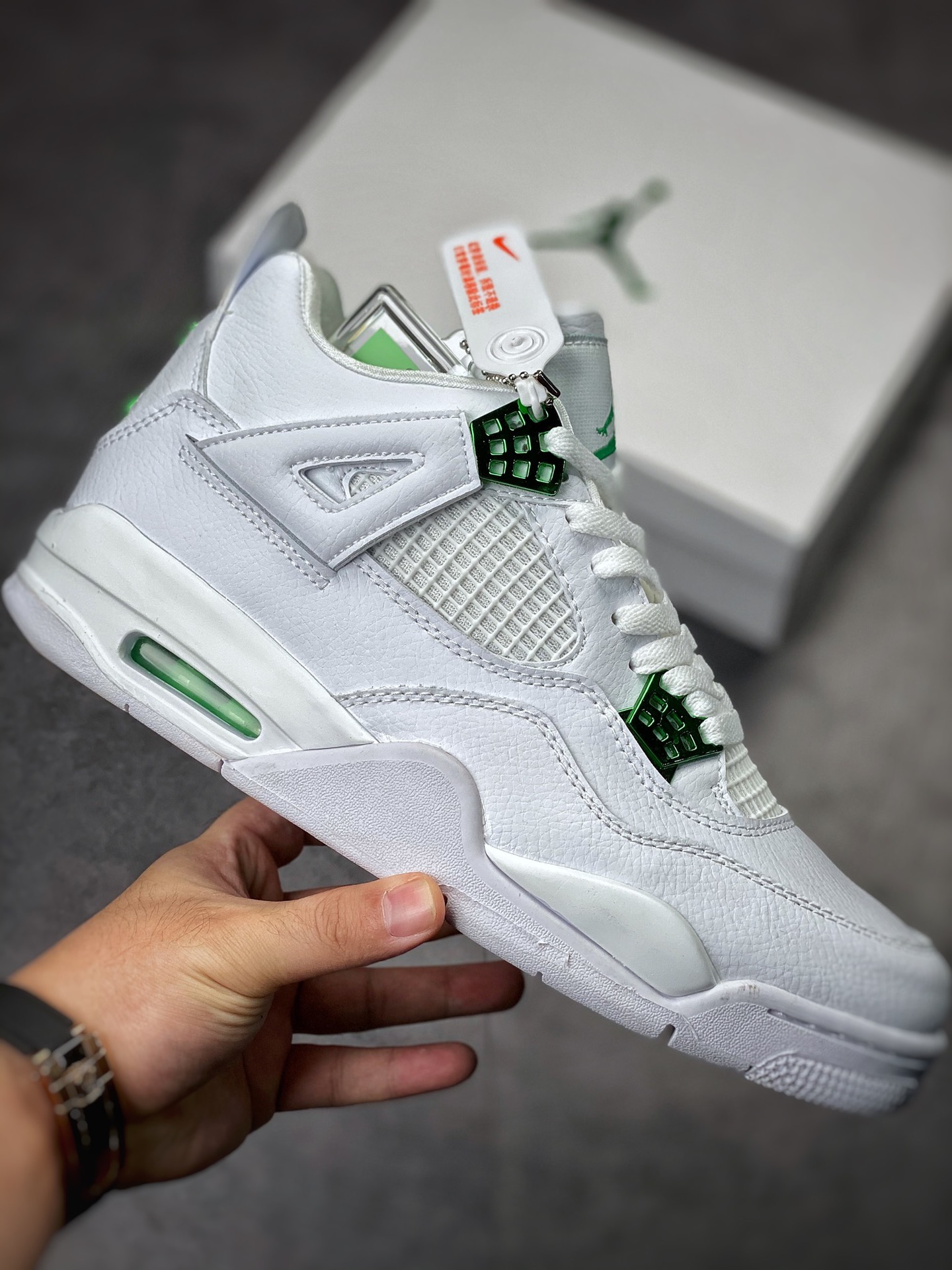 Air Jordan 4 Retro “Pine Green Metallic” 电镀白绿 CT8527-113
