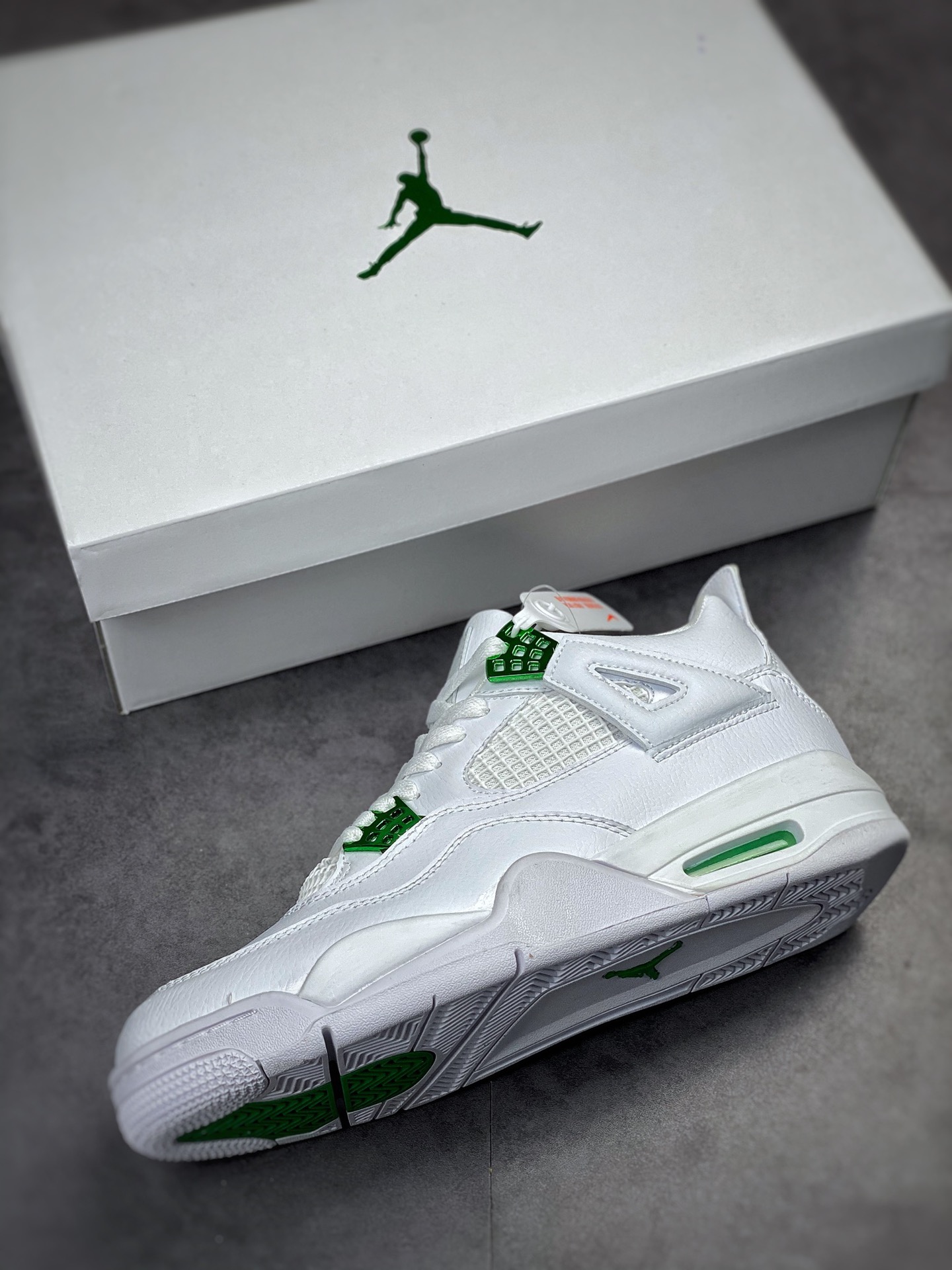 Air Jordan 4 Retro “Pine Green Metallic” 电镀白绿 CT8527-113