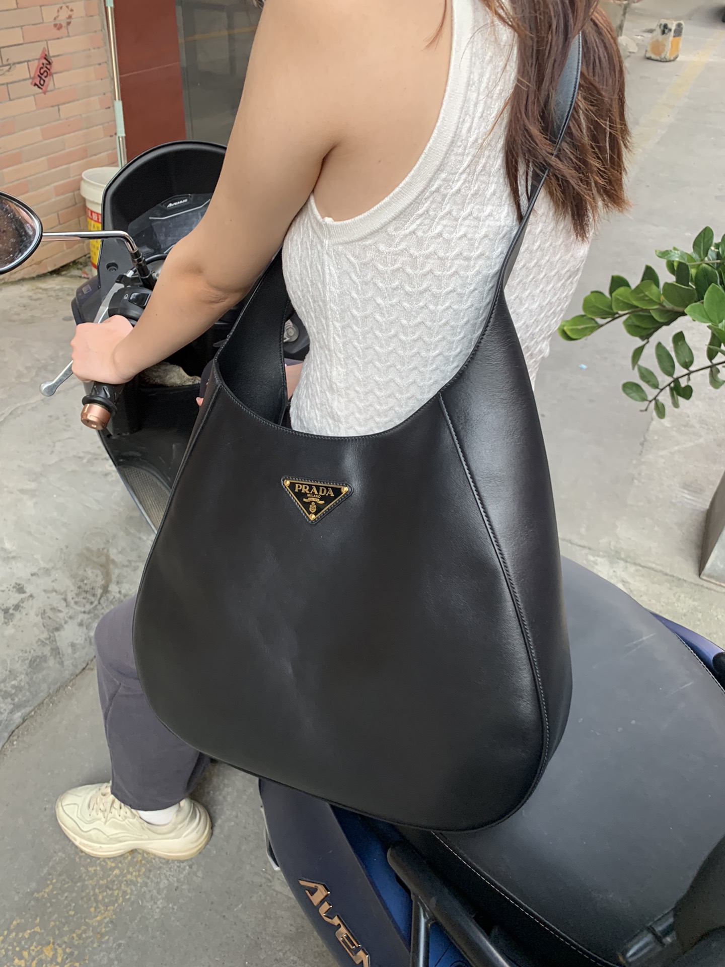 Prada Product _deqqf28HAcKLSAtDhzoTrdDA5wlZYwt-b3dPhbQ