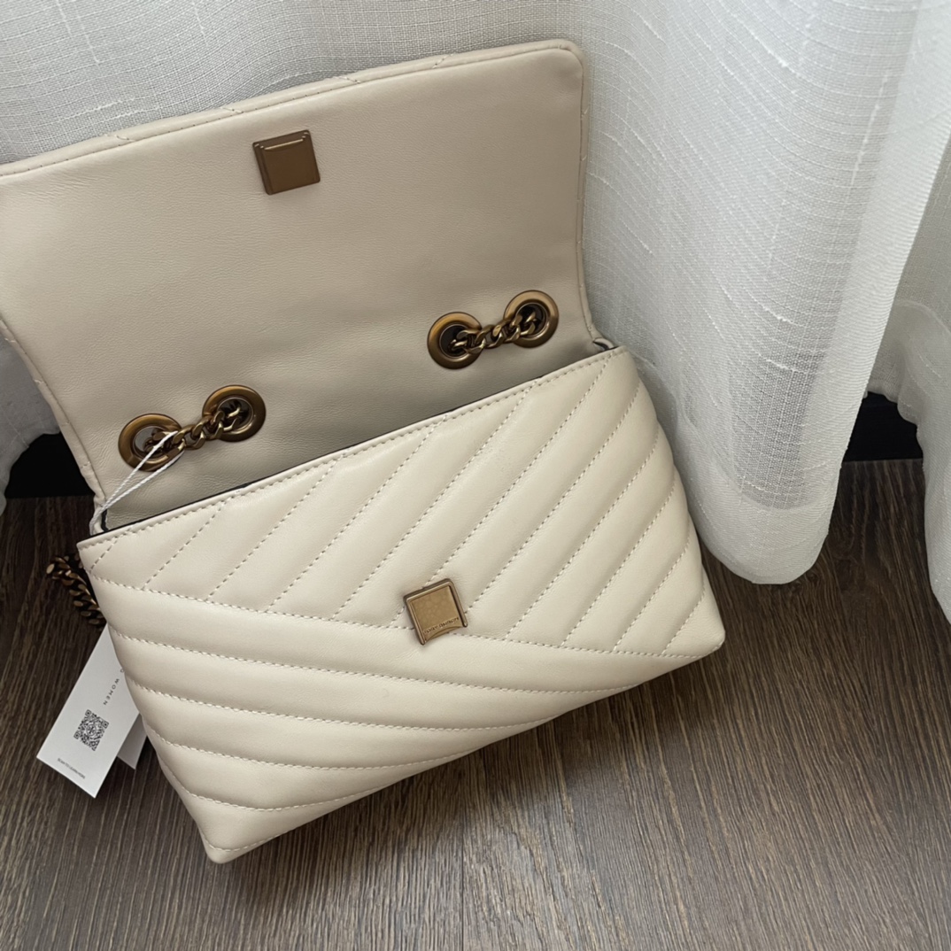 Tory Burch 新版方扣
