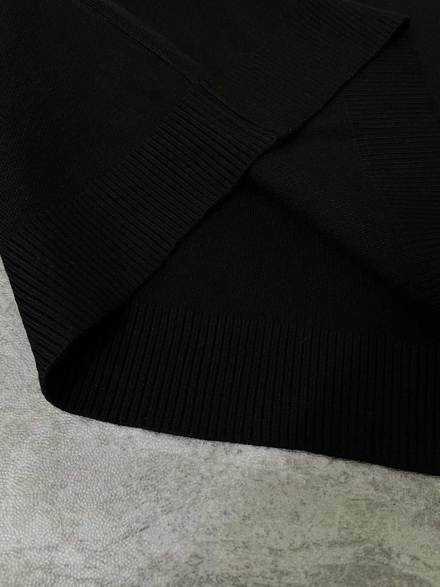 FENDY FEND Fall/Winter Sweater: Soft, Skin-Friendly, Warm, Stylish. Sizes M-3XL. - 图片 8