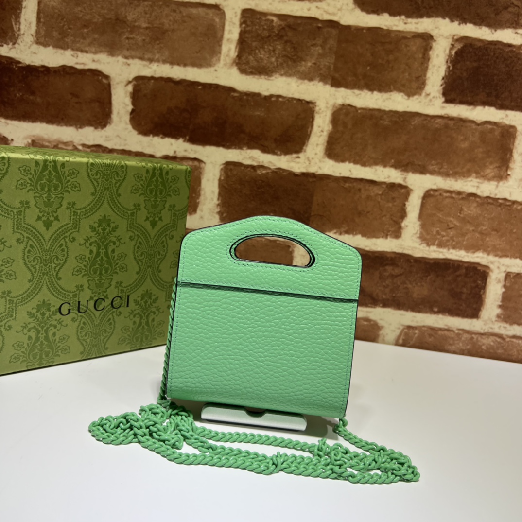 GUCCI古驰GG Marmont系列手提式卡包701074