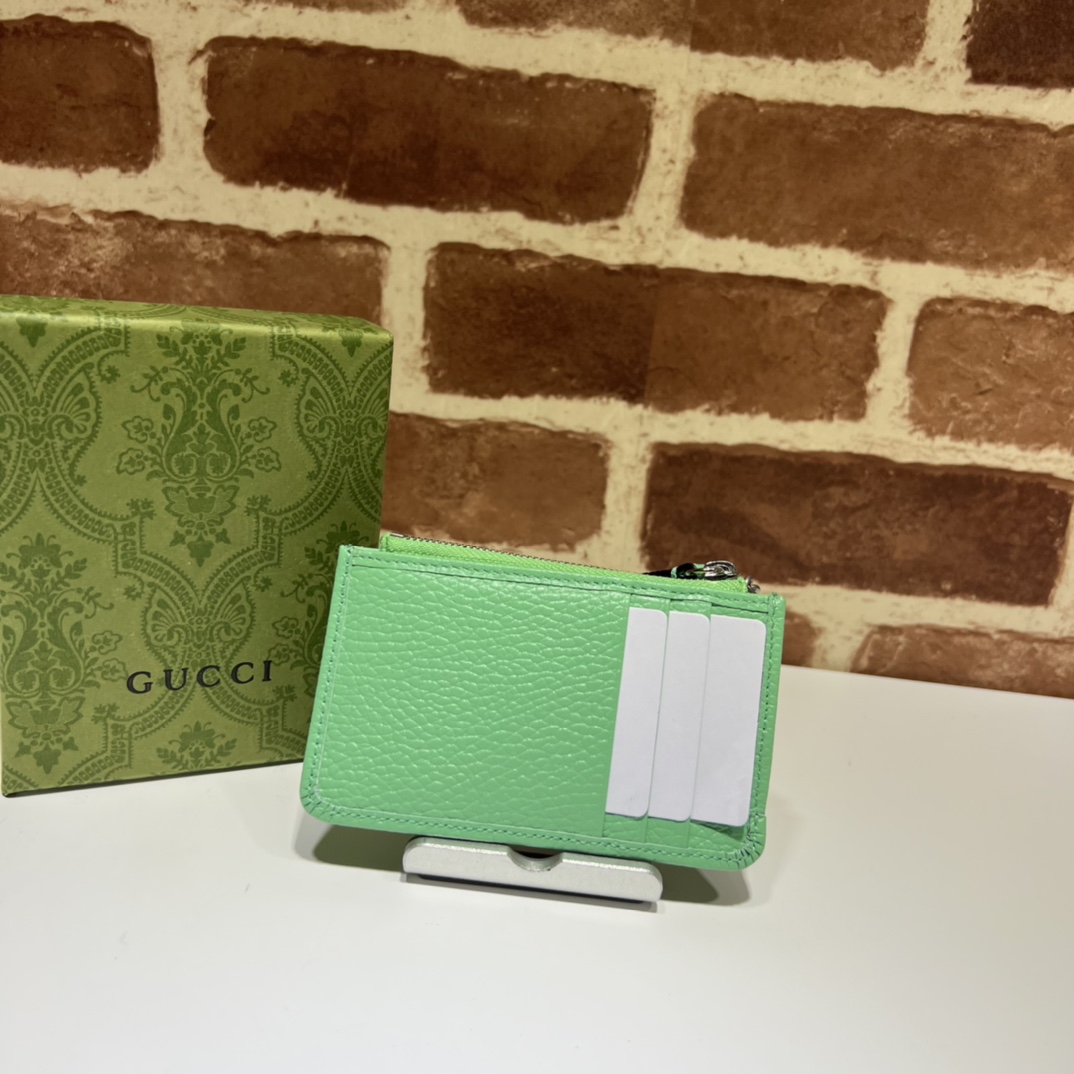 GUCCI古驰GG Marmont系列钥匙扣卡包701070