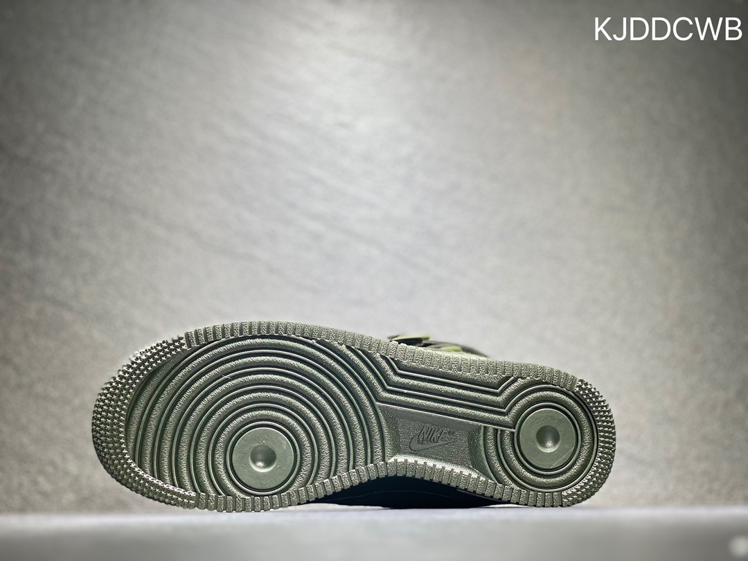 240 Nike Air Force 1 空军一号 DM7926-300