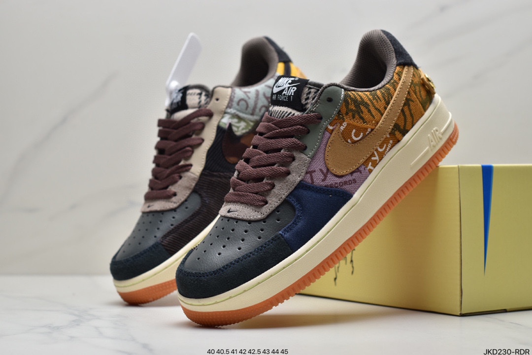 160 真标说唱歌手·斯科特Travis Scott X Nike Air Force 1 Low "ravis Scott White"空军一号AQ4211-101