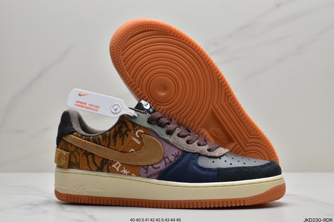 160 真标说唱歌手·斯科特Travis Scott X Nike Air Force 1 Low "ravis Scott White"空军一号AQ4211-101