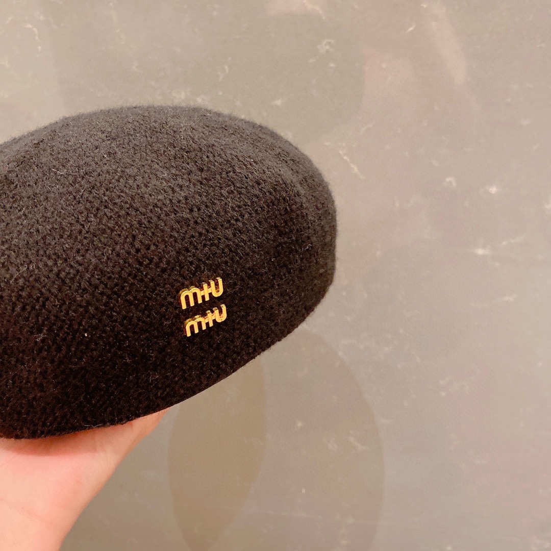 miumiu缪缪2022秋冬新款贝雷帽