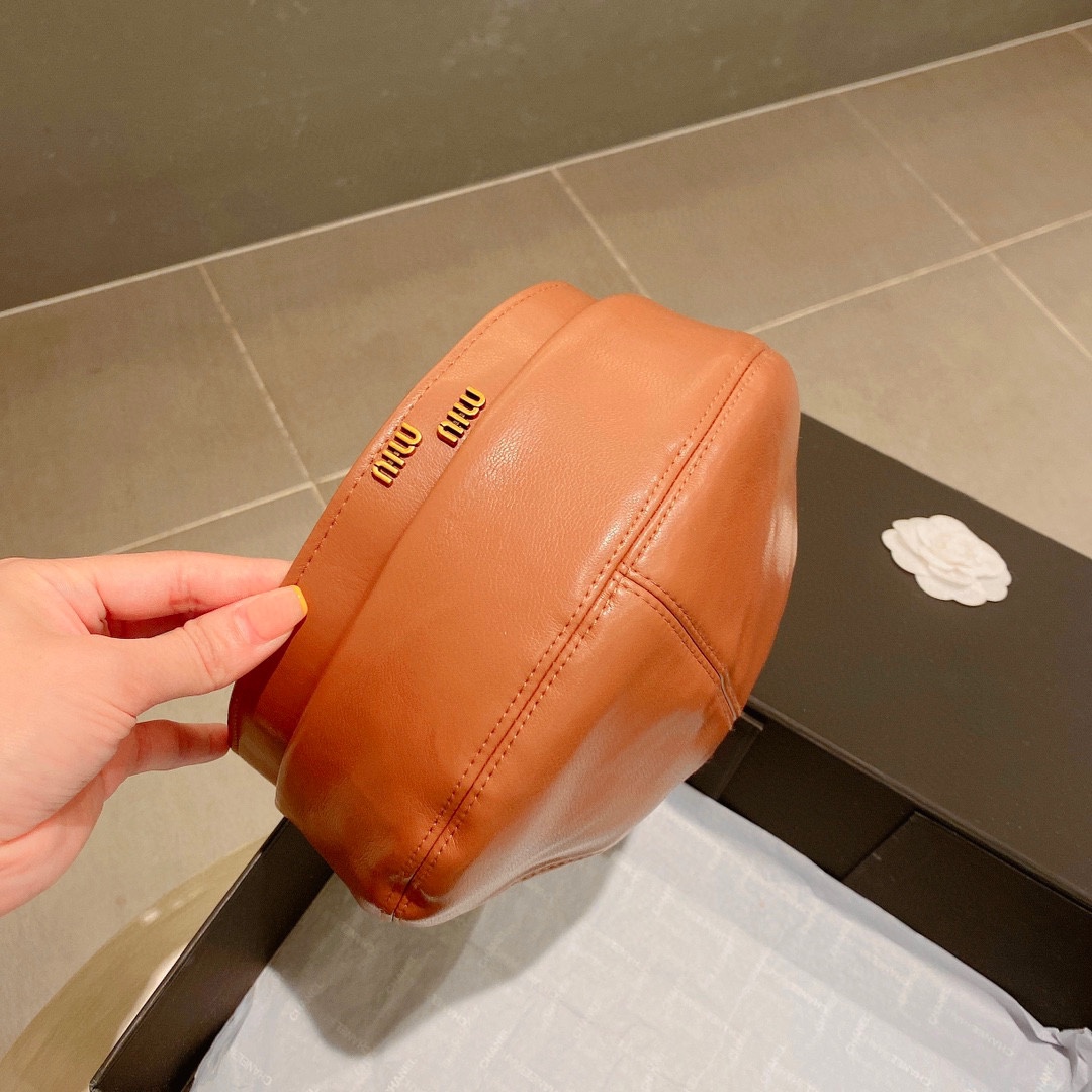 miumiu缪缪2022秋冬新款贝雷帽