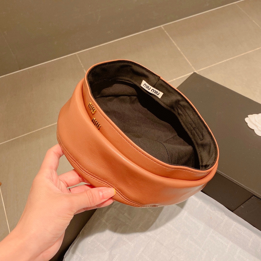 miumiu缪缪2022秋冬新款贝雷帽