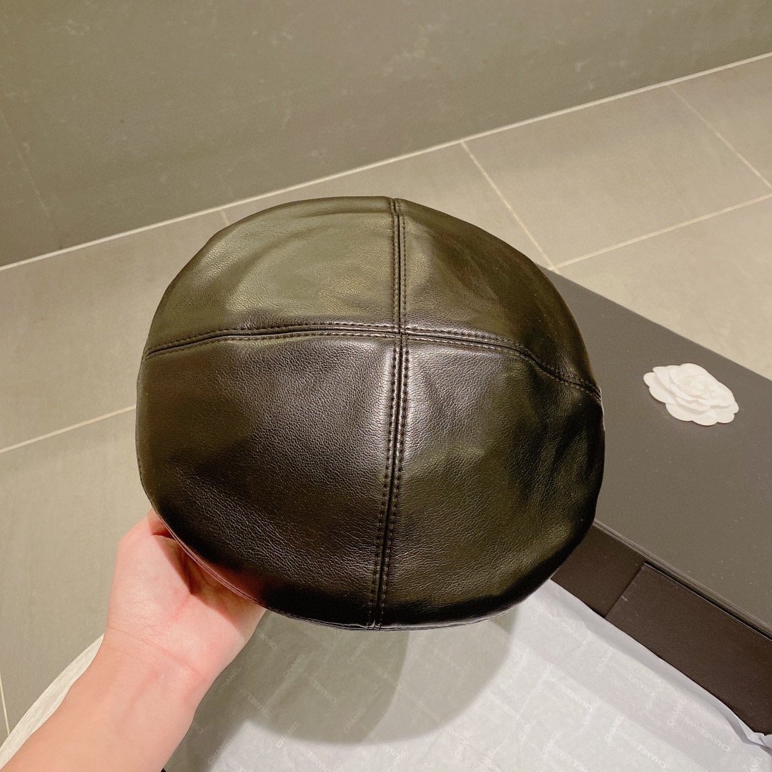 miumiu缪缪2022秋冬新款贝雷帽