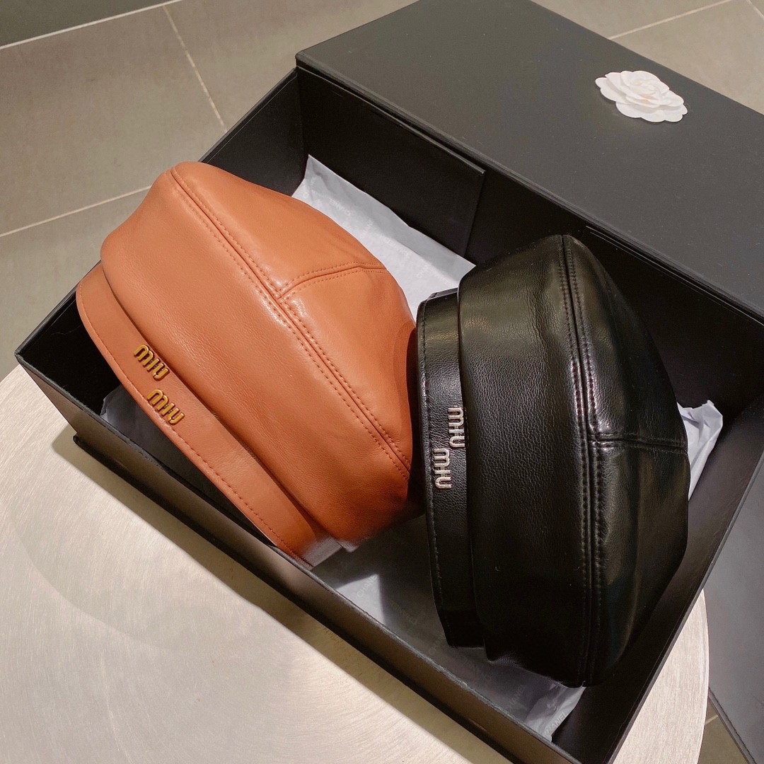miumiu缪缪2022秋冬新款贝雷帽