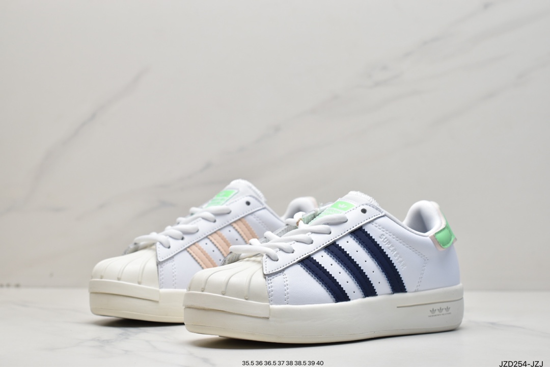 Adidas clover SAMBA OG men's and women's retro pure white sports casual shoes GW9587