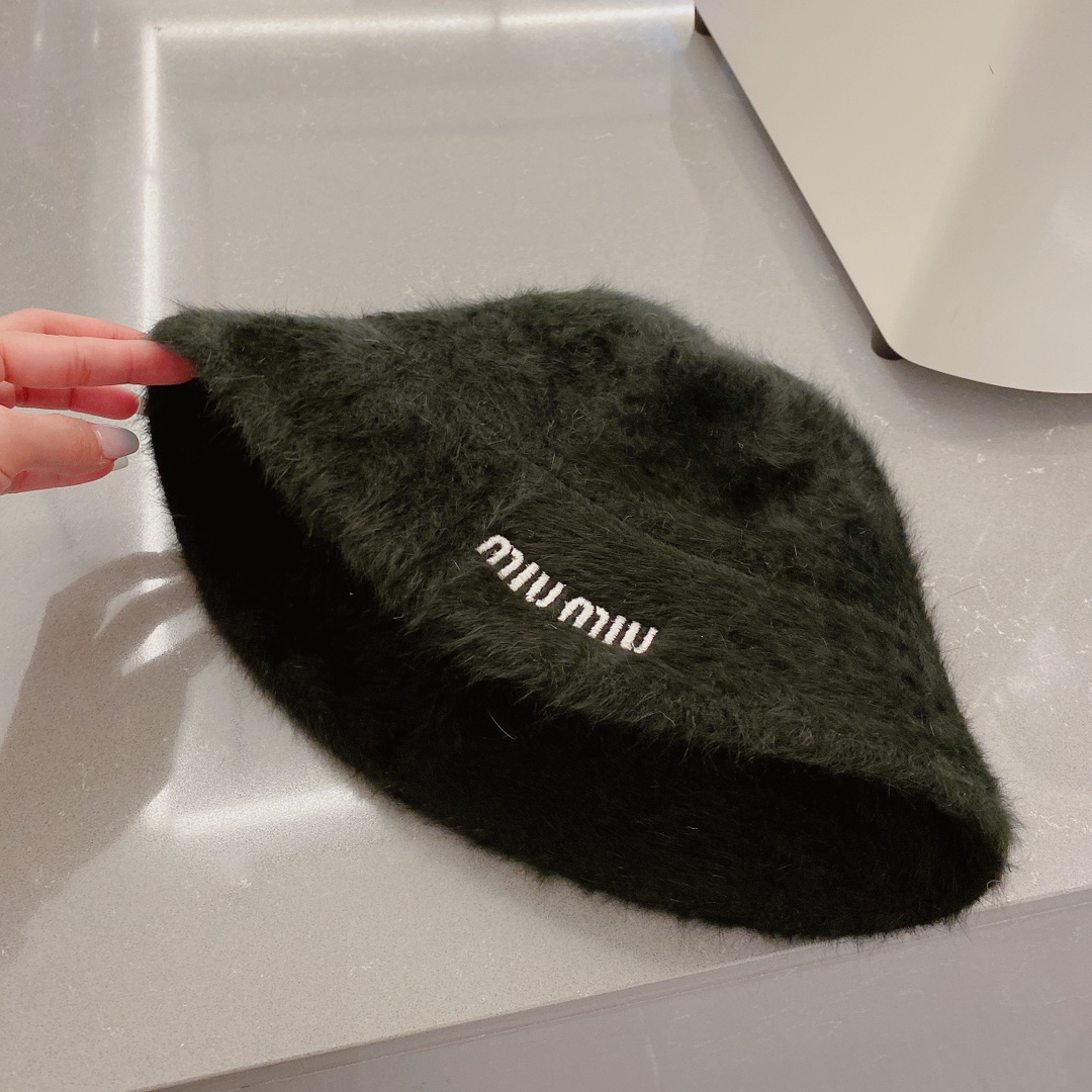 缪缪miumiu兔毛小礼帽