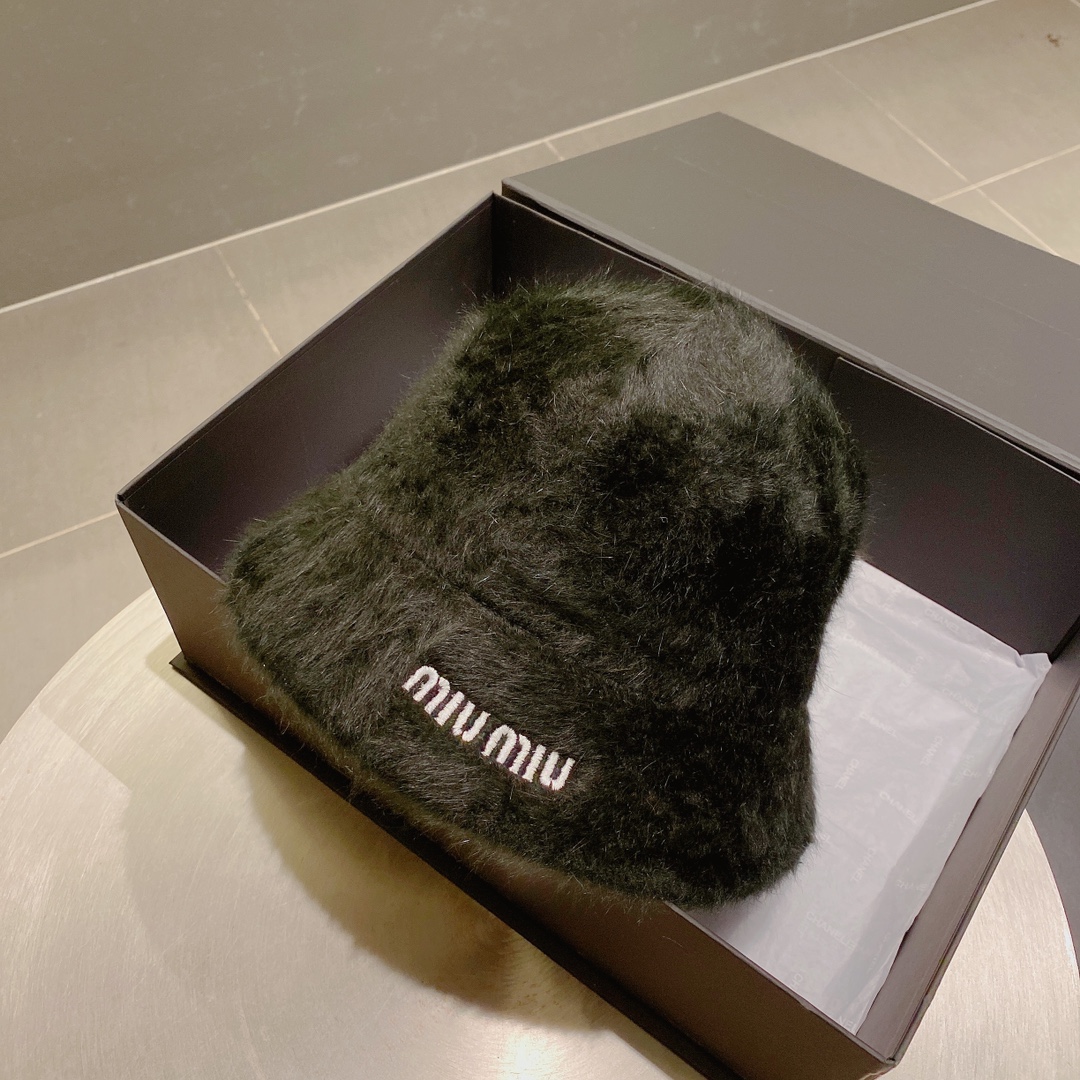 缪缪miumiu兔毛小礼帽