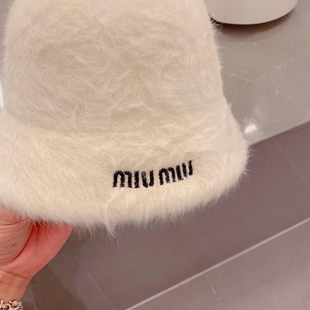 缪缪miumiu兔毛小礼帽